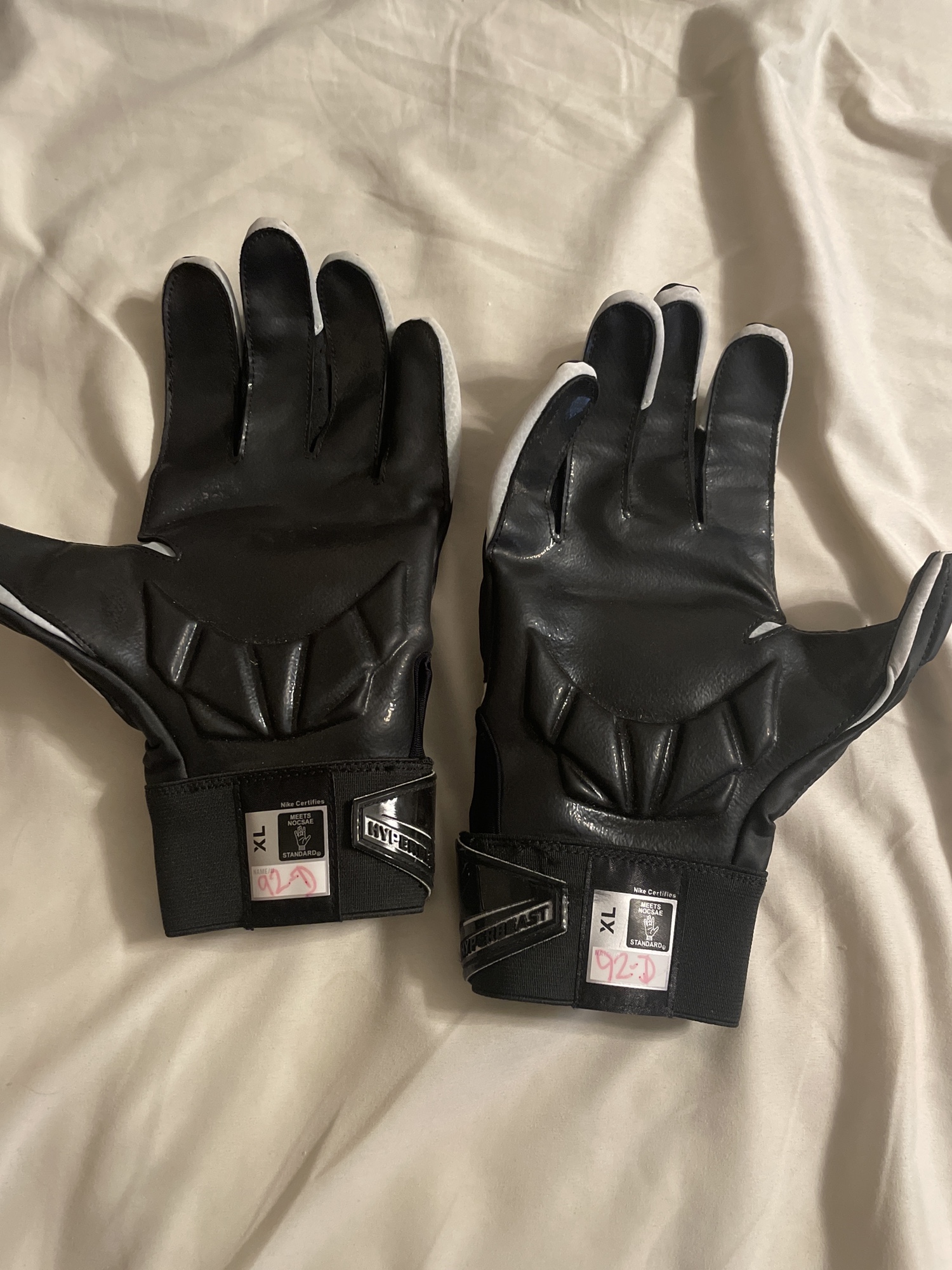hibbett sports football gloves
