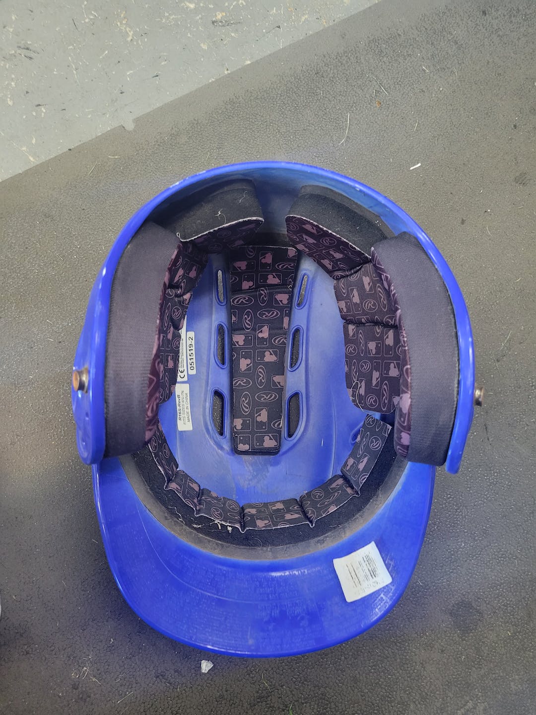 Used Rawlings Batting Helmet Md Standard Baseball And Softball Helmets