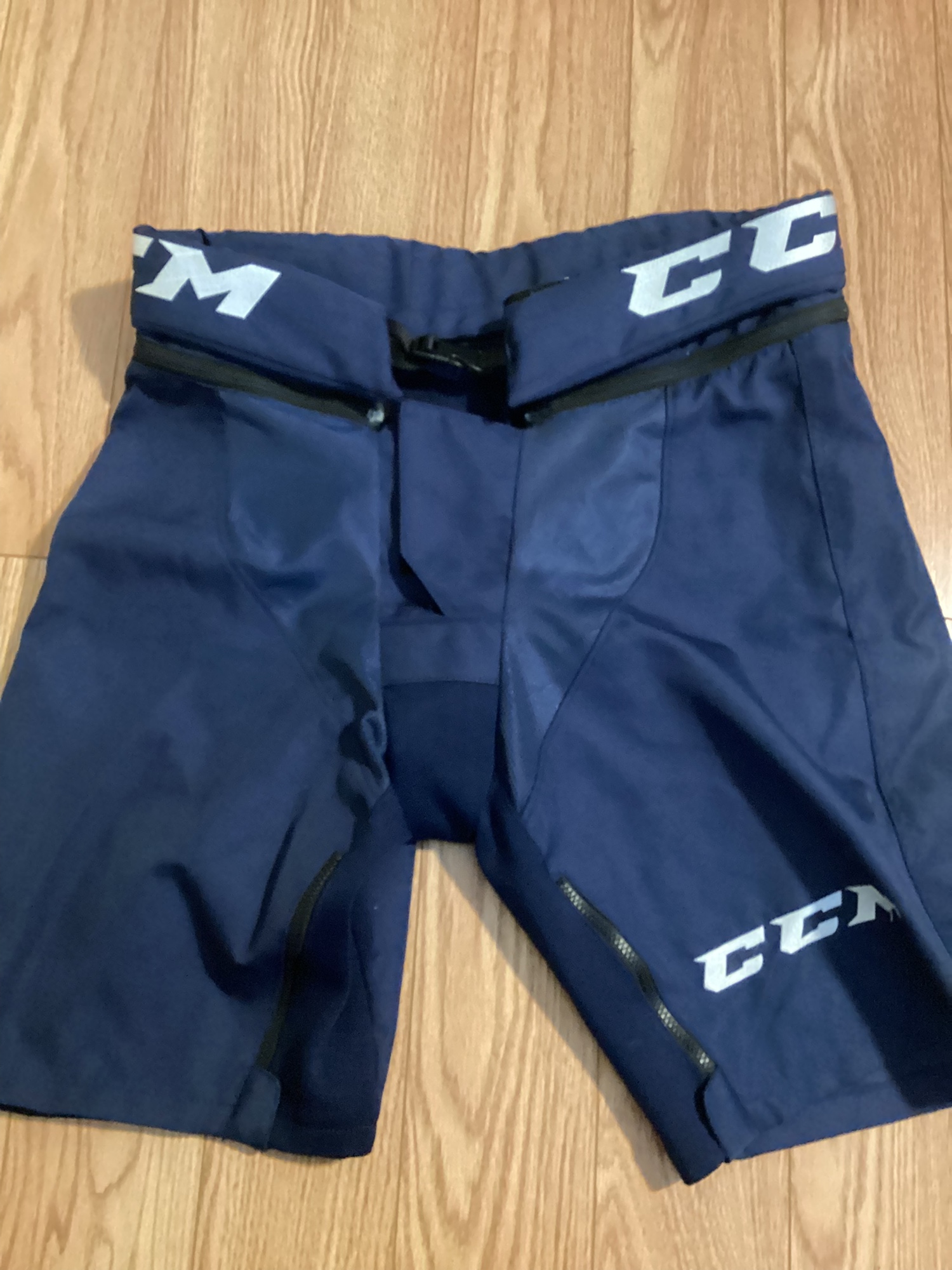Medium CCM JetSpeed Girdle With Shells SidelineSwap