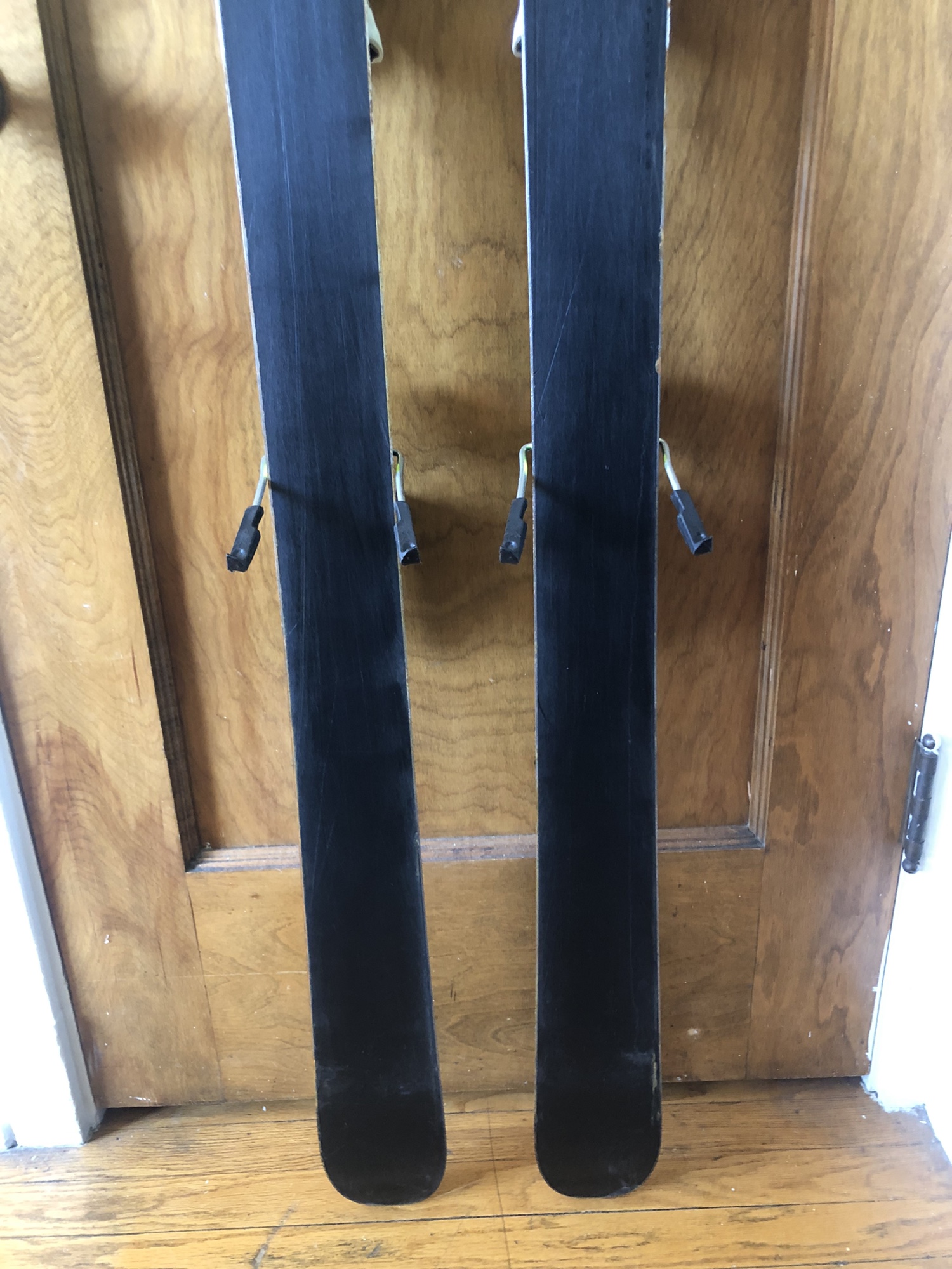 Atomic Vantage 85 173cm with Salomon Z12 Bindings SidelineSwap