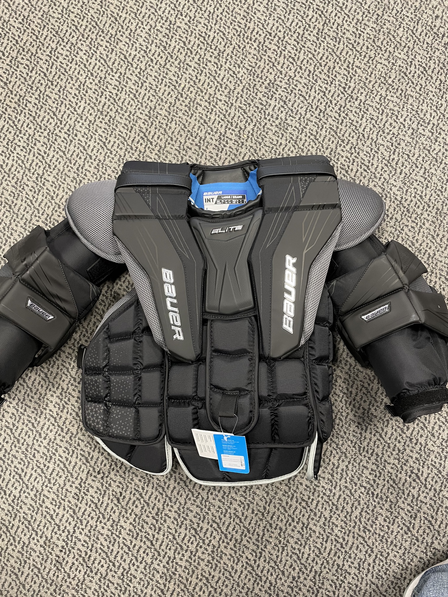 Bauer Elite Intermediate Large goal chest protector SidelineSwap
