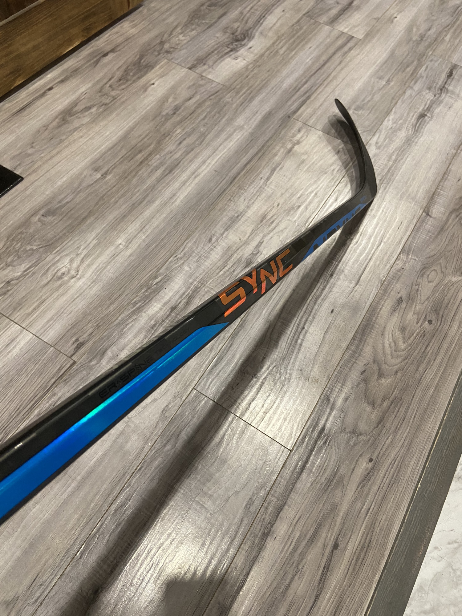 Senior Right Handed P92 Nexus Sync Hockey Stick 70 Flex SidelineSwap