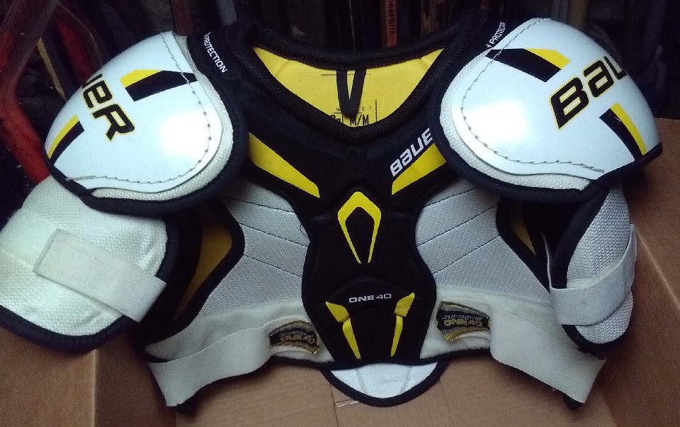 Bauer Supreme One 40 Shoulder Pads SidelineSwap