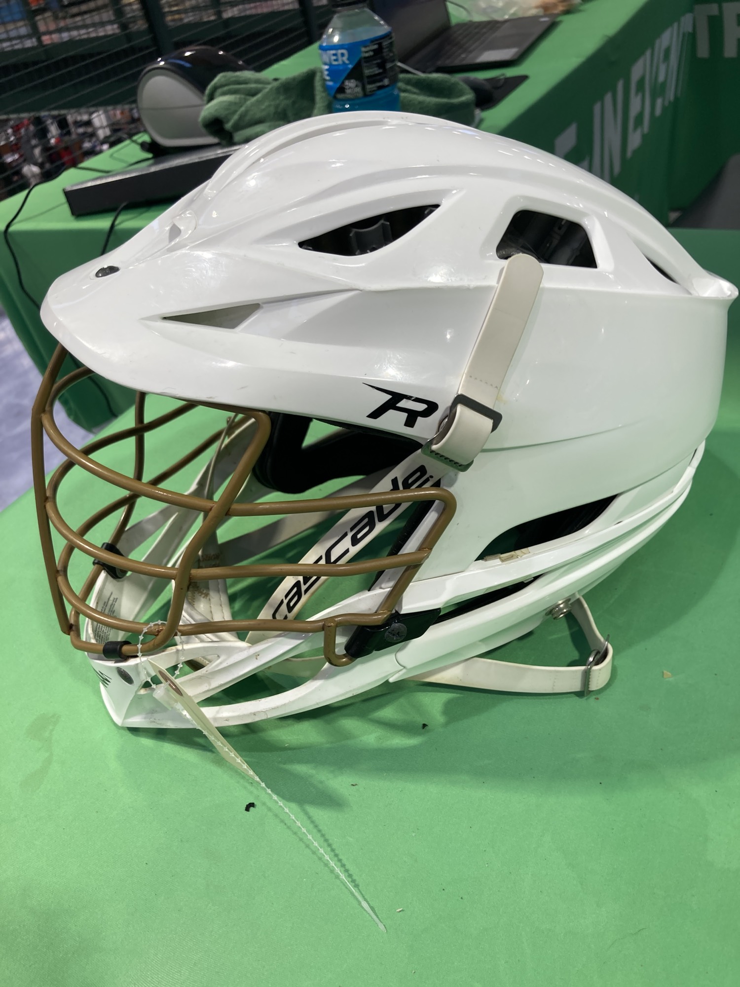 Used Position Cascade R Helmet SidelineSwap