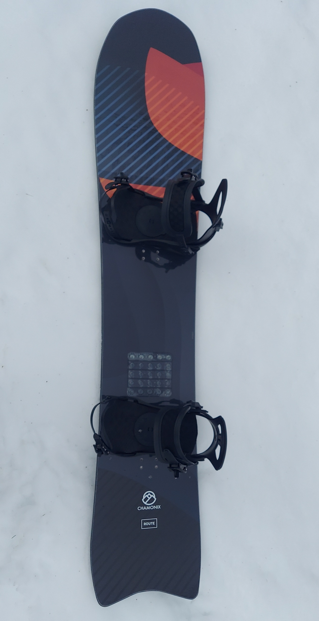 Used Chamonix Route Snowboard All Mountain With Bindings Medium Flex