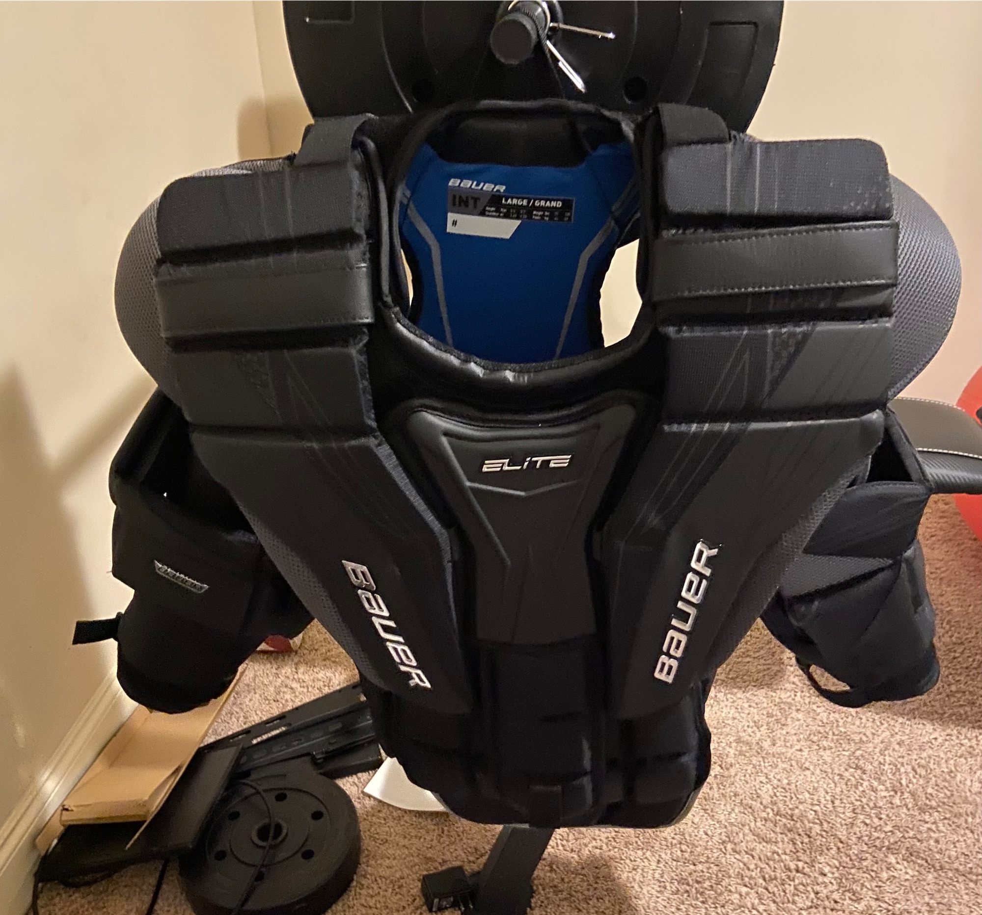 Bauer Elite Intermediate Goalie Chest & Arm Protector SidelineSwap