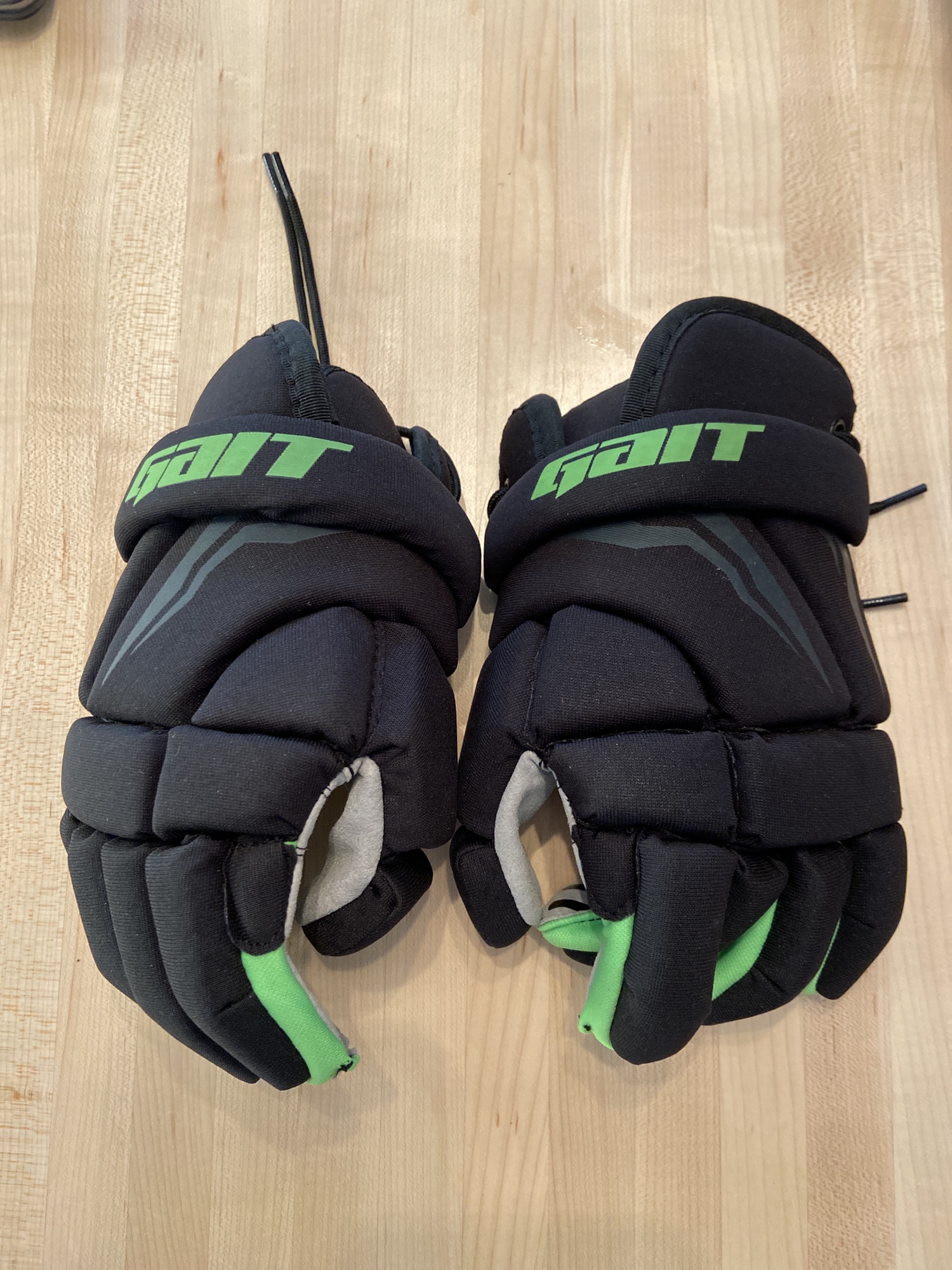 Gait youth 10” lacrosse gloves SidelineSwap