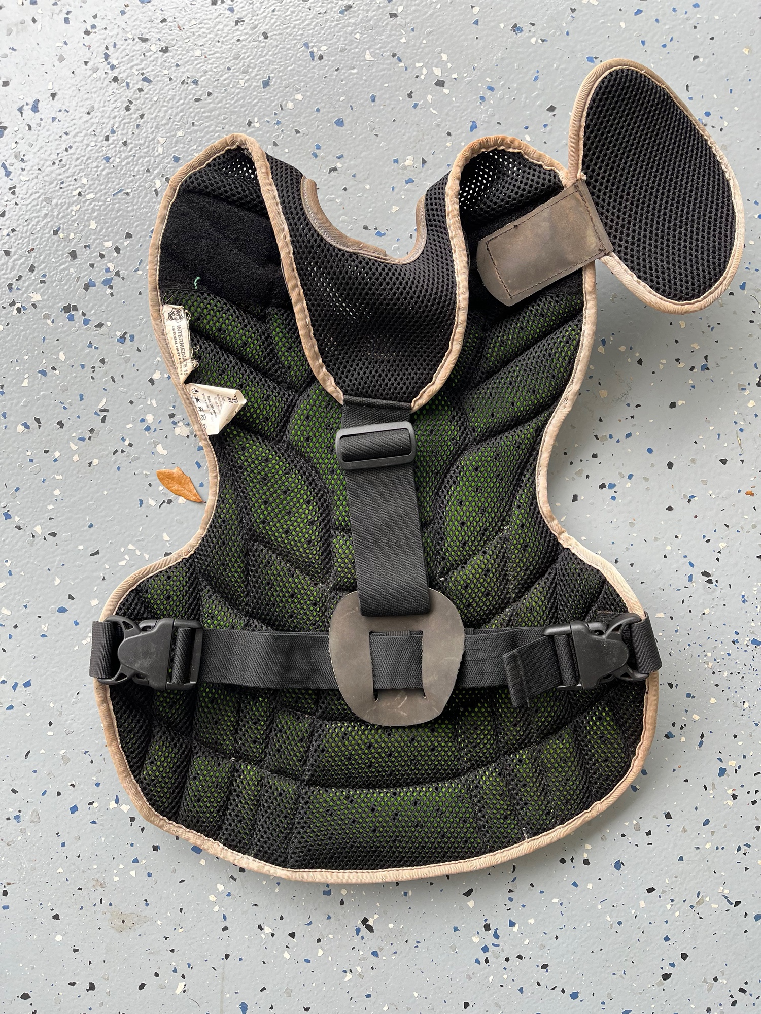 Unequal Intermediate Youth Baseball Chest Protector SidelineSwap