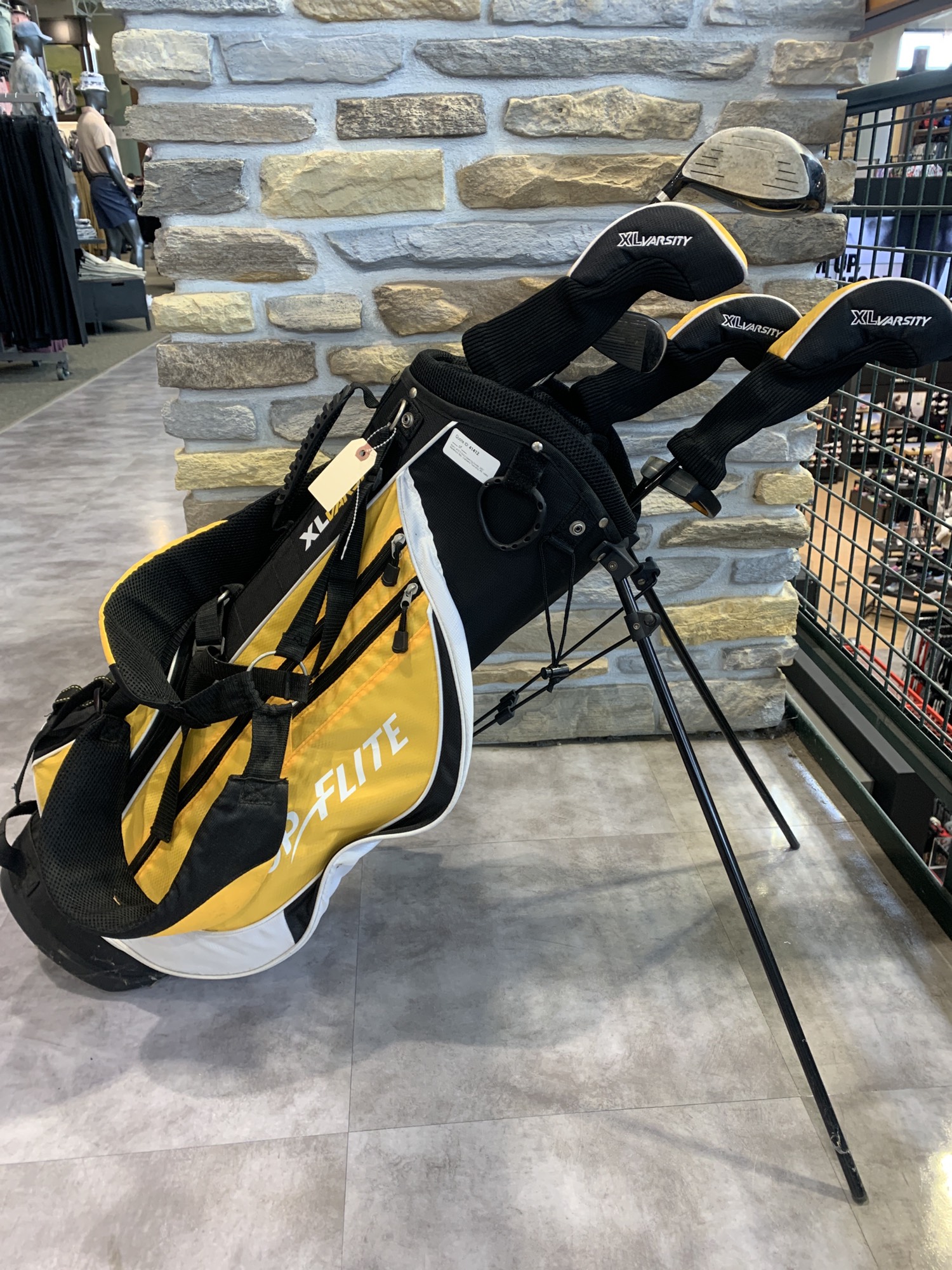 Used Junior Top Flite XL Varsity Right Clubs (Full Set) SidelineSwap