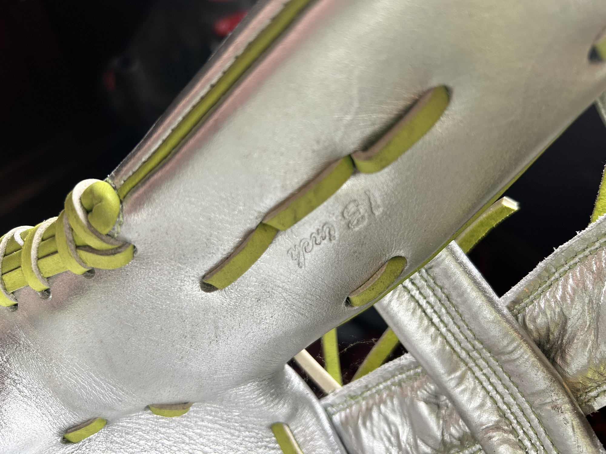 New 13in unicorn sports glove SidelineSwap