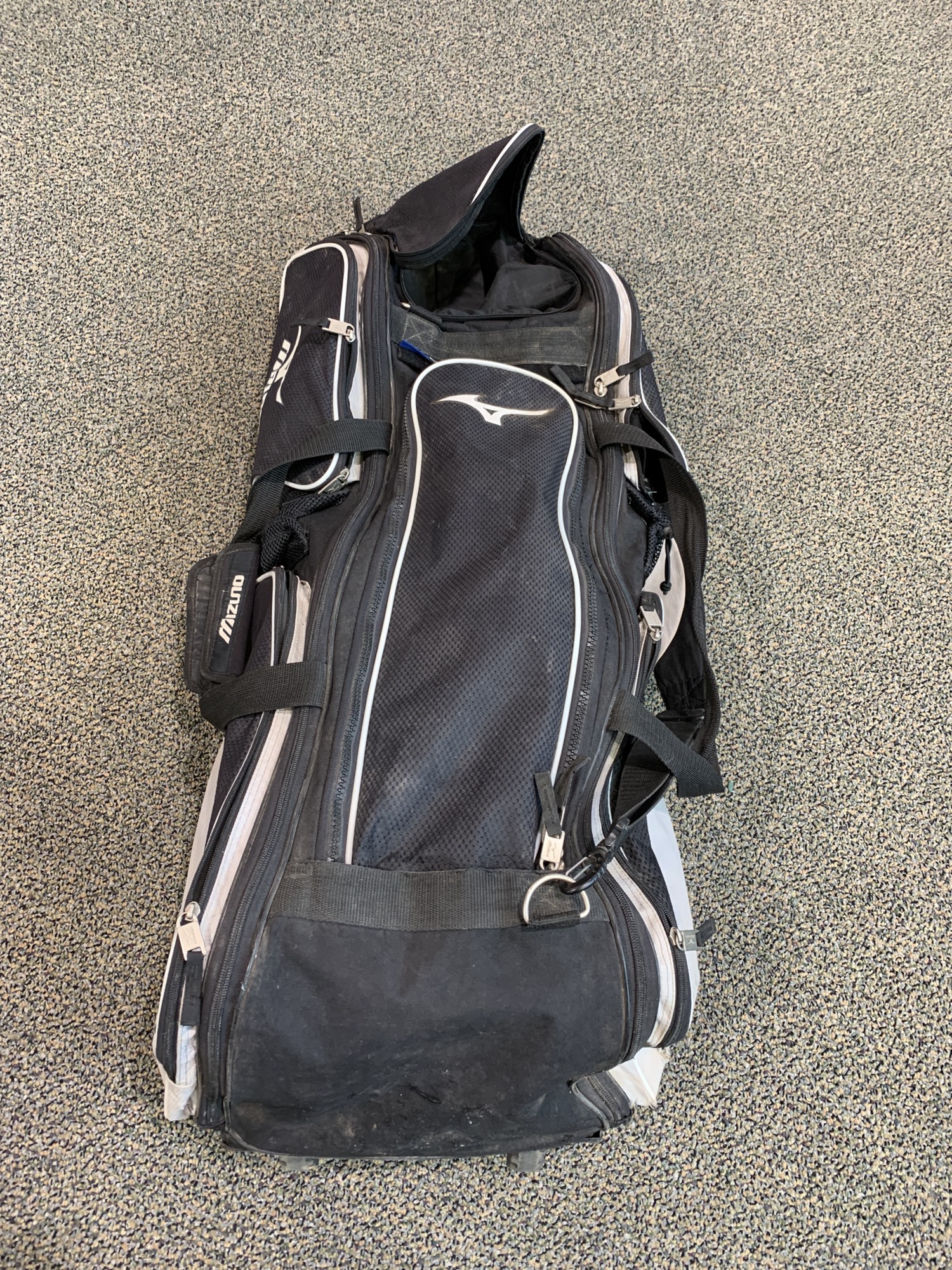 Used Mizuno Catchers Bag SidelineSwap