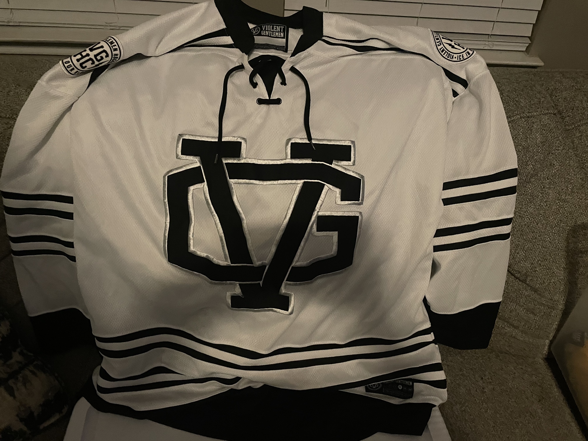 Violent Gentlemen VG hockey jersey XL SidelineSwap
