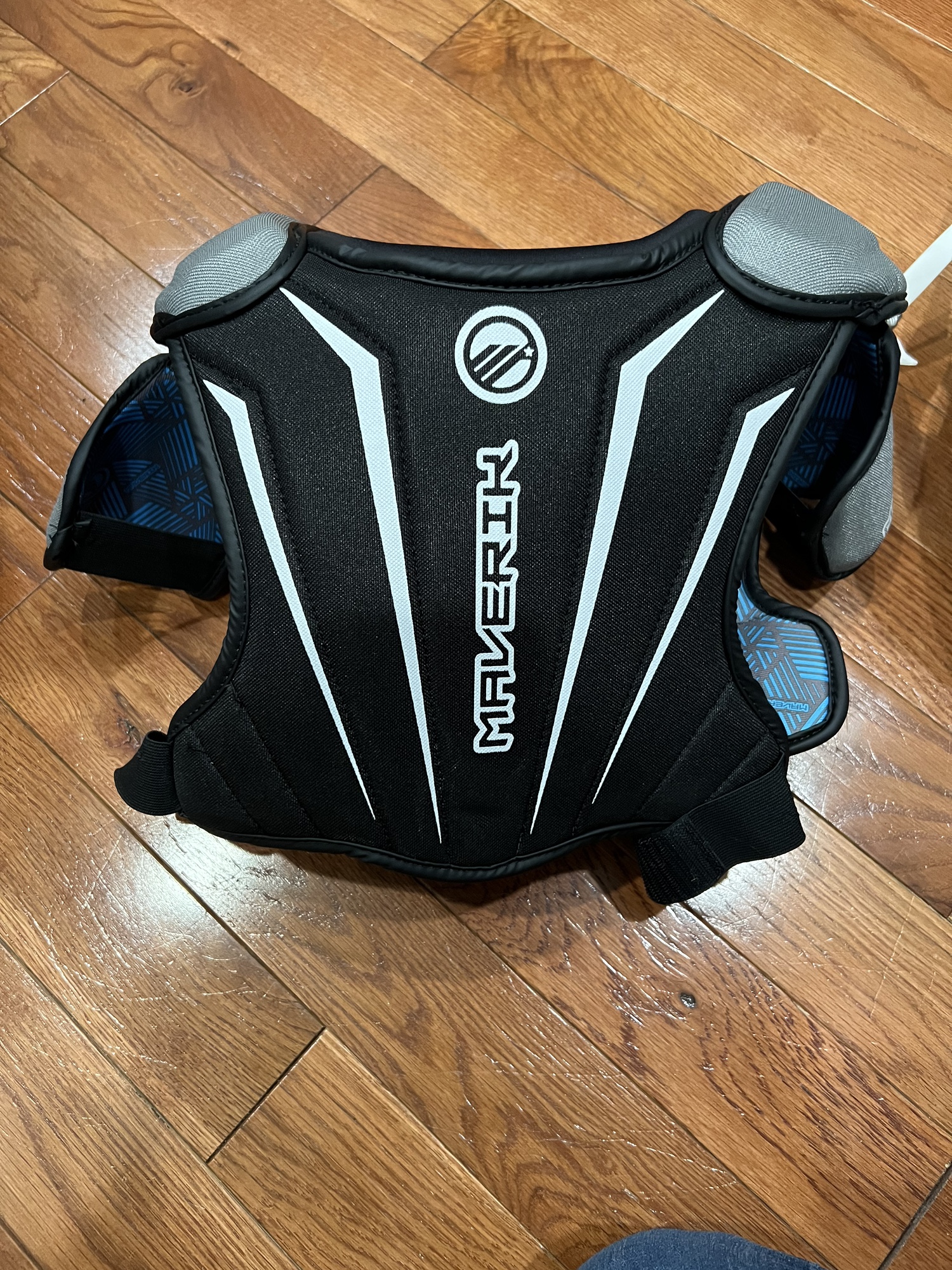 Youth Small Maverik Charger EKG Shoulder Pads SidelineSwap