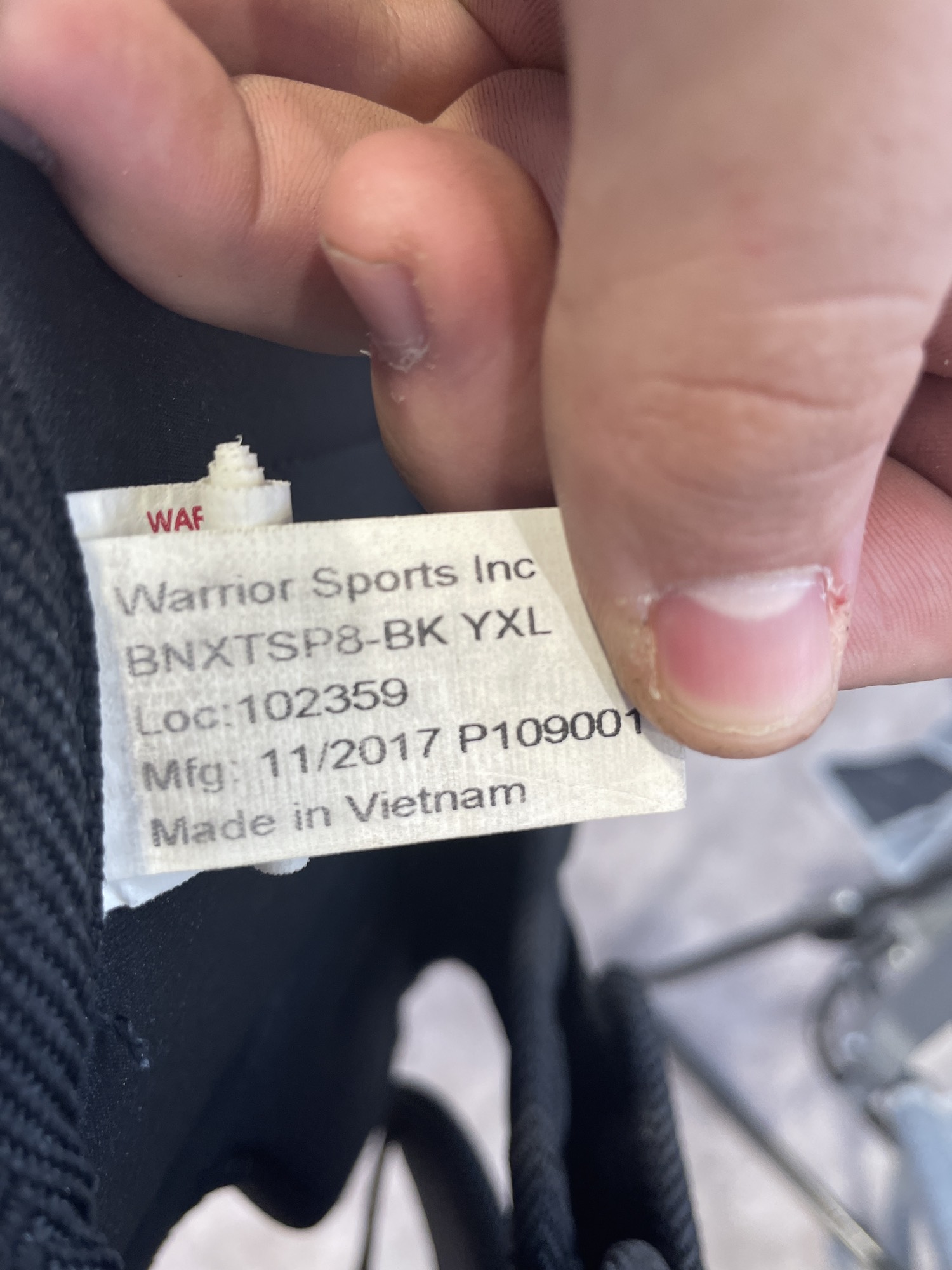 Used Extra Large Warrior Burn Next Shoulder Pads SidelineSwap