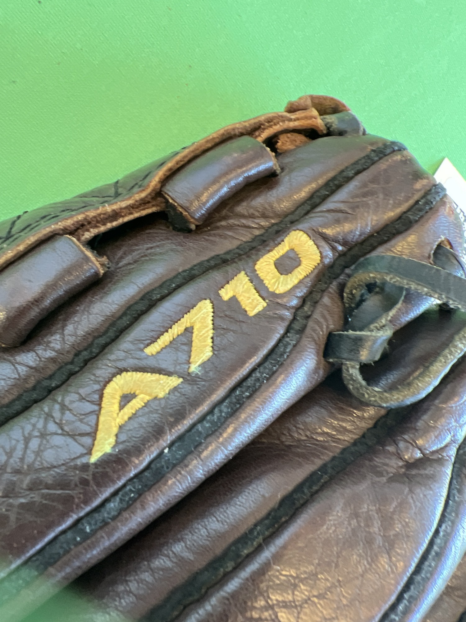 Wilson A700 Left Hand Throw Outfield Baseball Glove 12.5" SidelineSwap