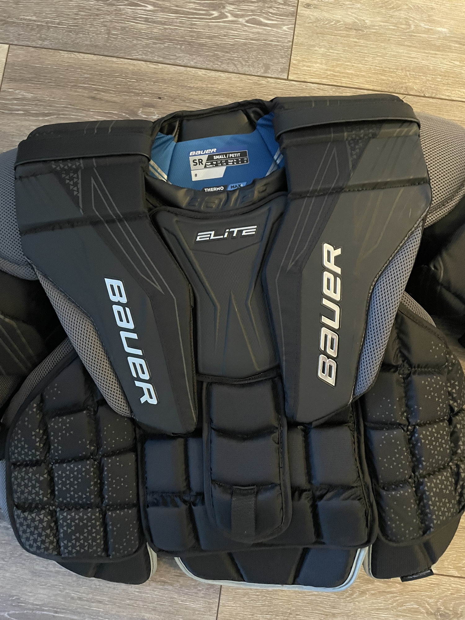 Used Small Bauer Elite Goalie Chest Protector SidelineSwap