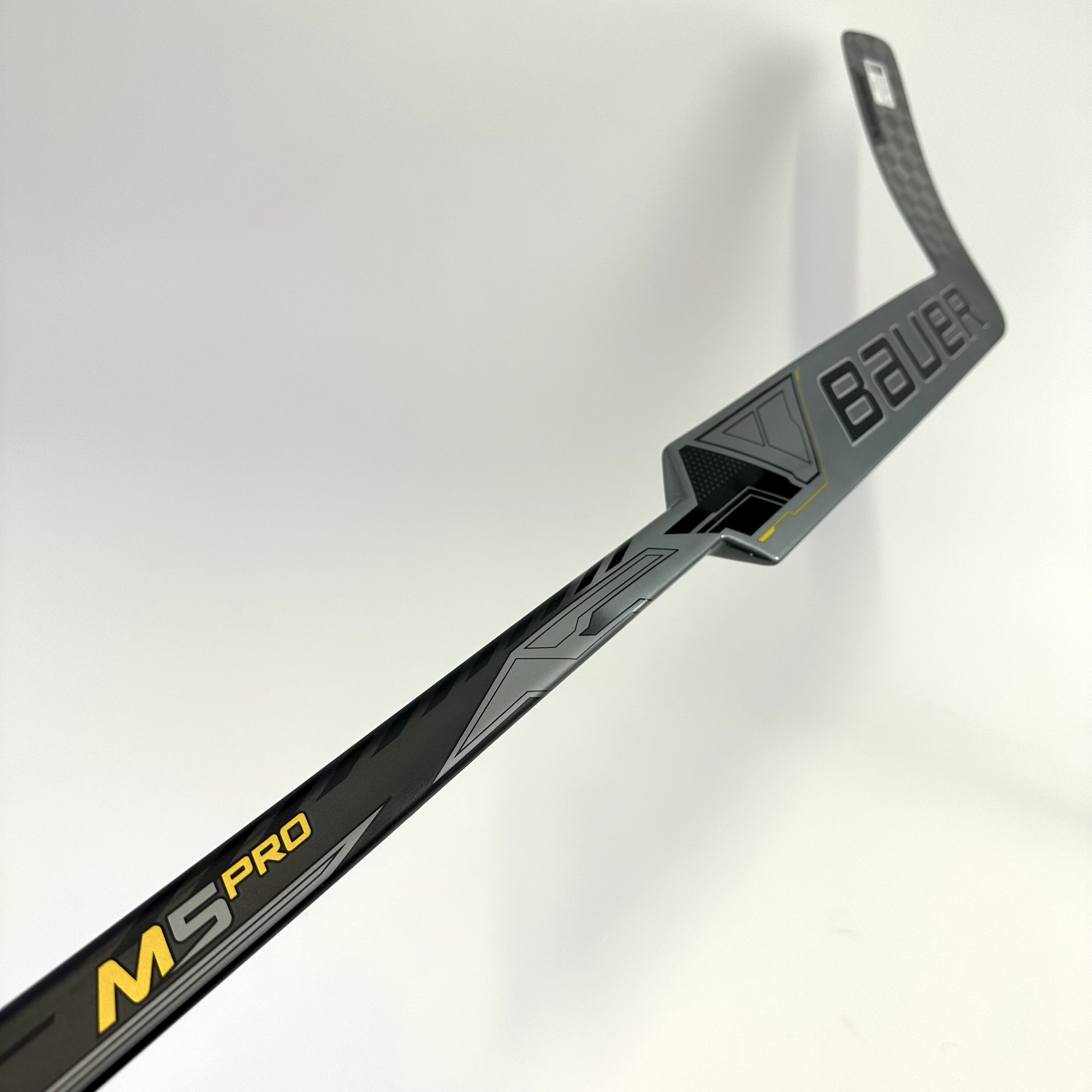 Brand New Regular Supreme M5 Pro Goalie Stick 25" Paddle P31 Curve