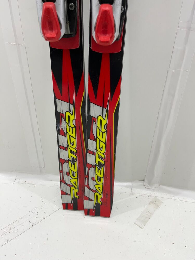 Völkl RACETIGER SL DEMO 2021 Volkl Racetiger SL 170cm Used Demo Skis w Bindings