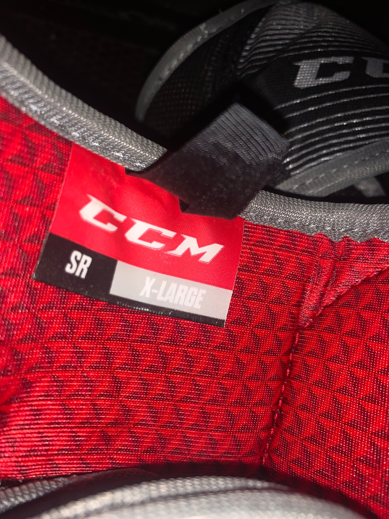 CCM JetSpeed FT390 Elbow Pads Senior XLarge SidelineSwap