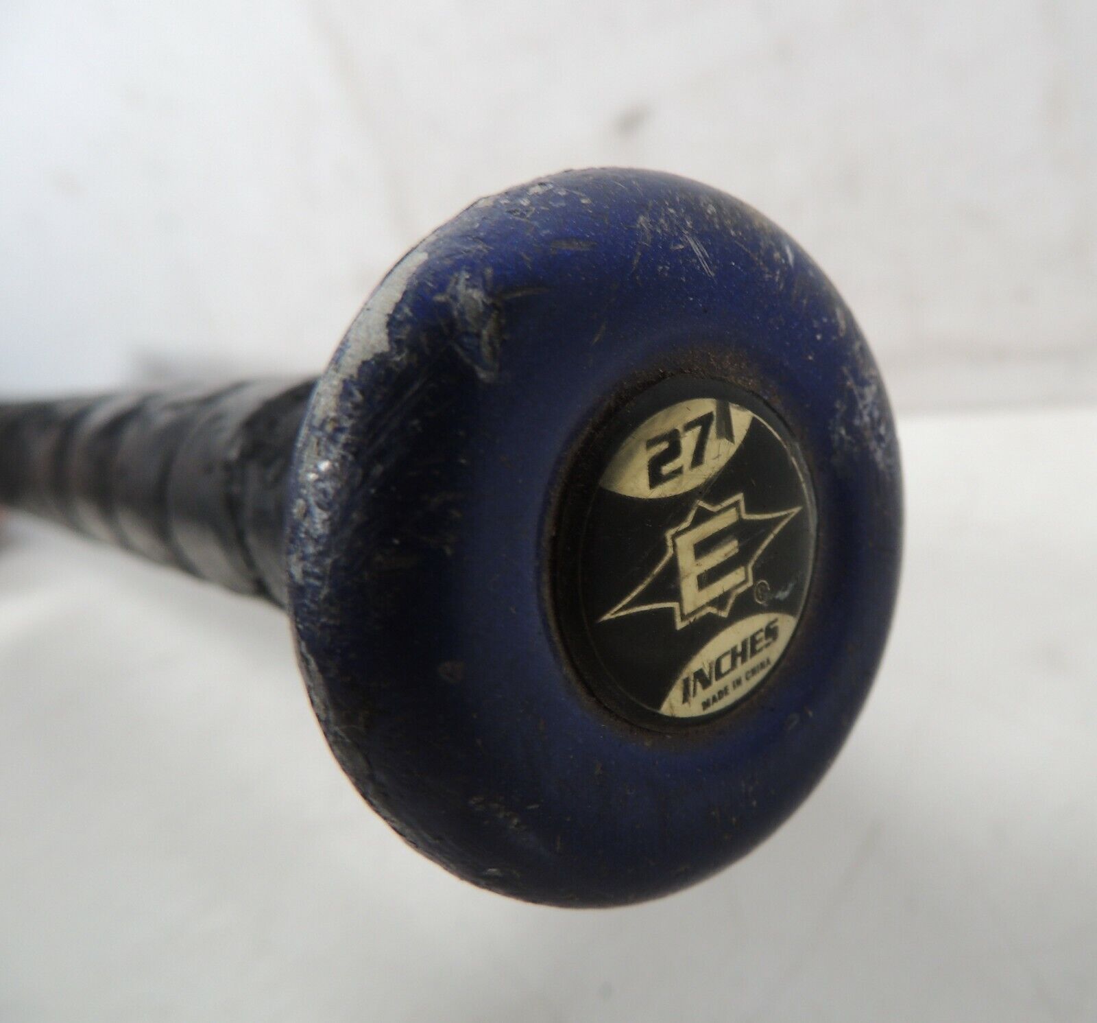 Easton TYPHOON 10 Fastpitch Softball Bat 27", 17oz, 2 1/4" (SK60B