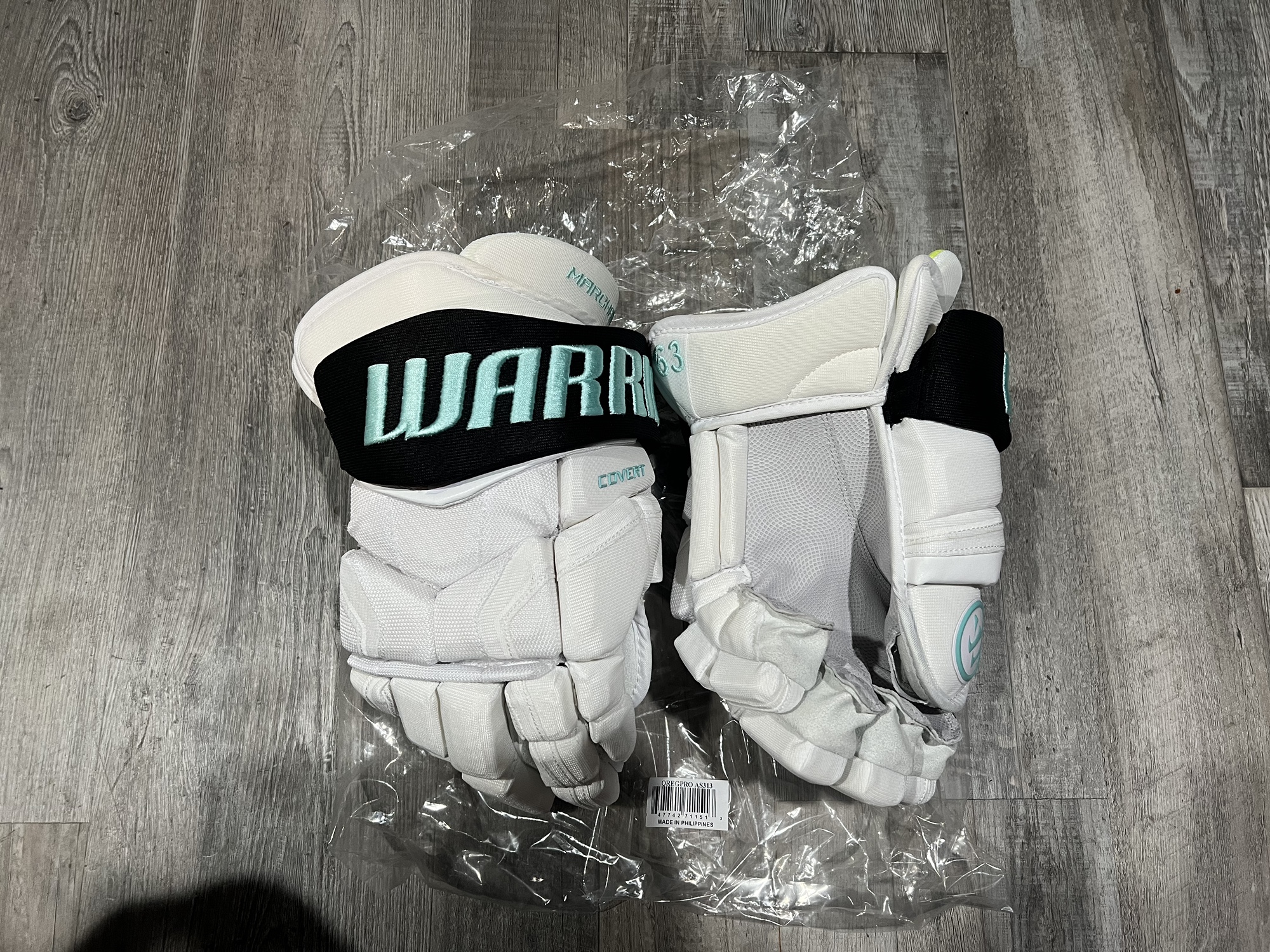 Brad Marchand 2023 AllStar Warrior Covert QRE Gloves SidelineSwap
