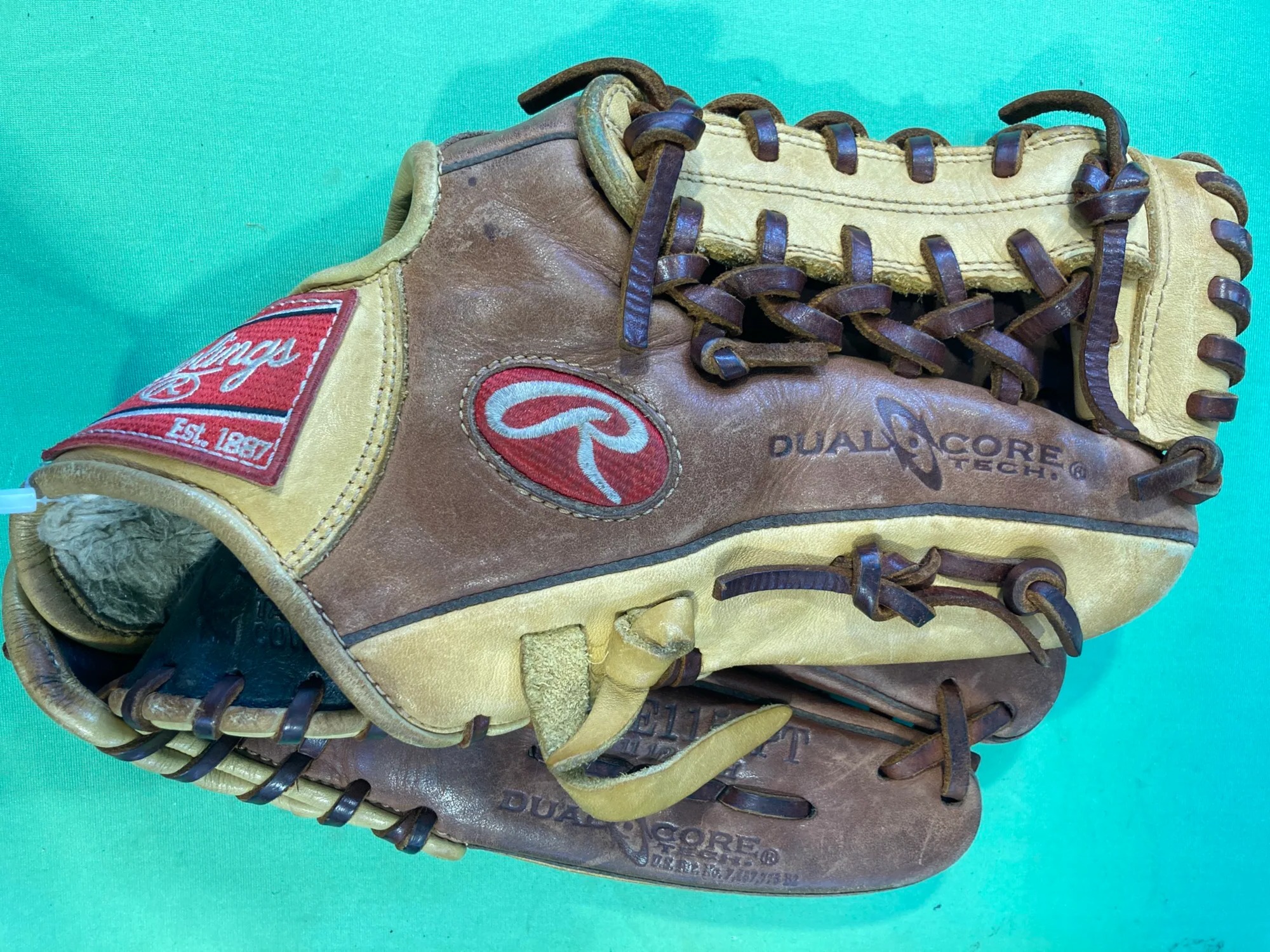 Used Rawlings Gold Glove Elite Right Hand Throw Infield Baseball Glove