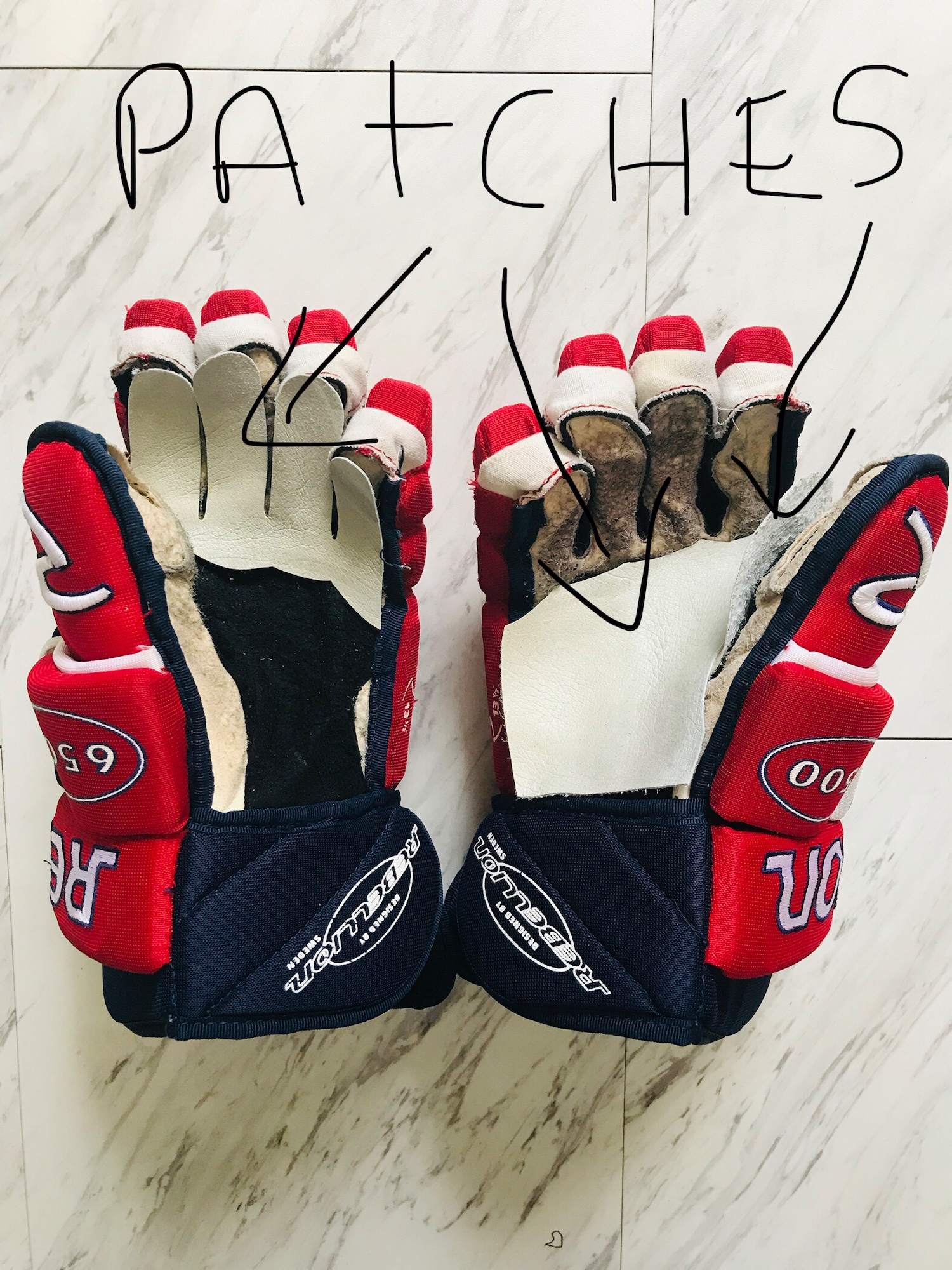 REBELLION Sr Hockey gloves 13.5 in SidelineSwap