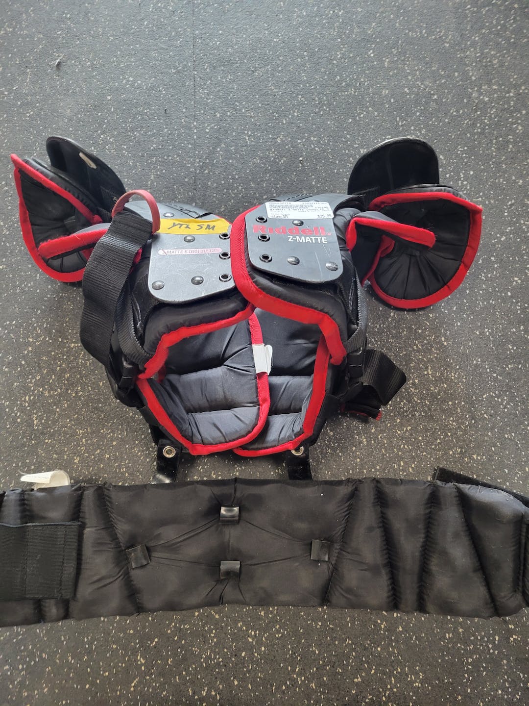 Used Riddell Z Matte Youth Sm Football Shoulder Pads SidelineSwap