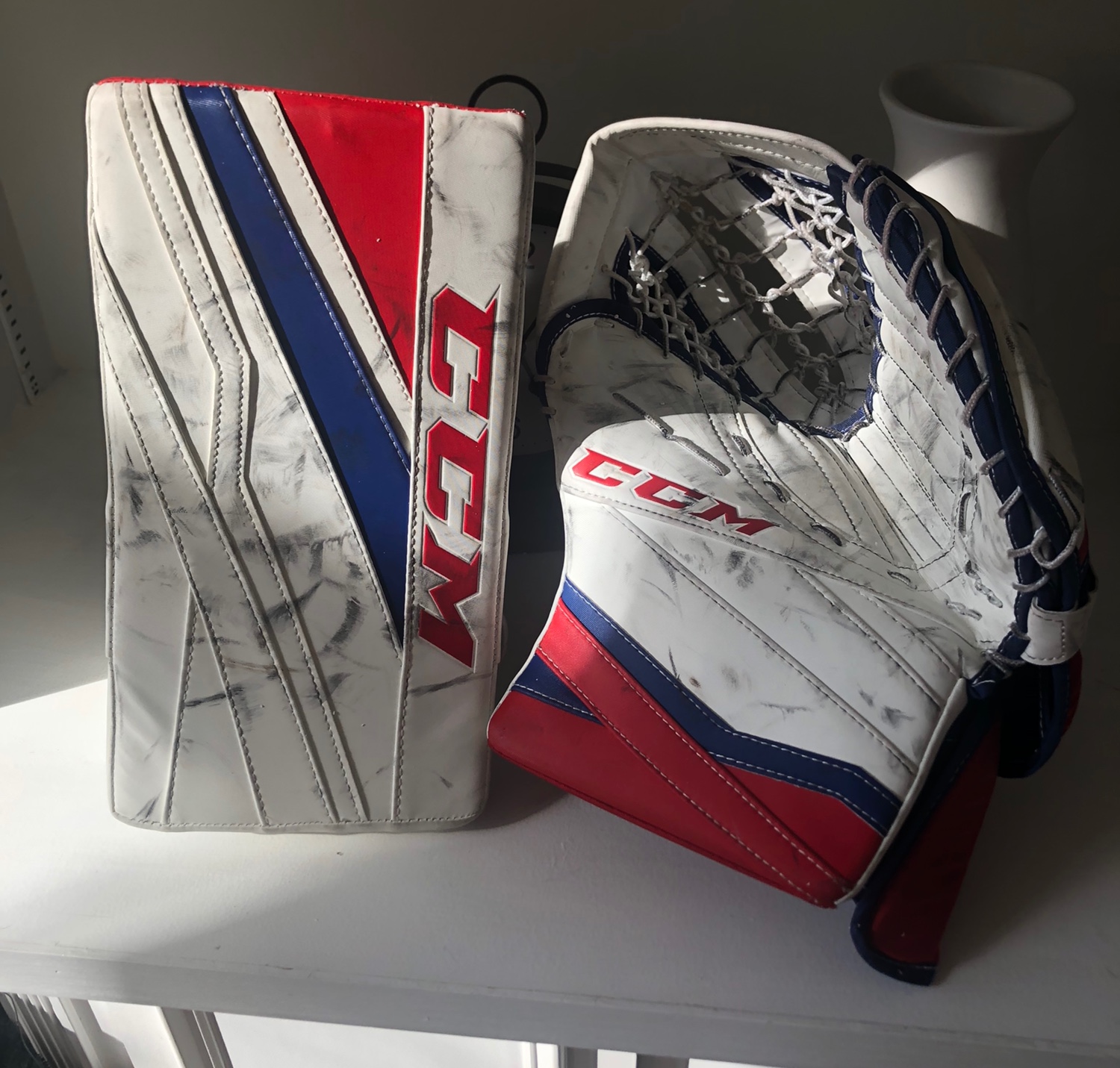 CCM Extreme Flex E3.9 Hockey Goalie Glove Set Blocker & Catcher