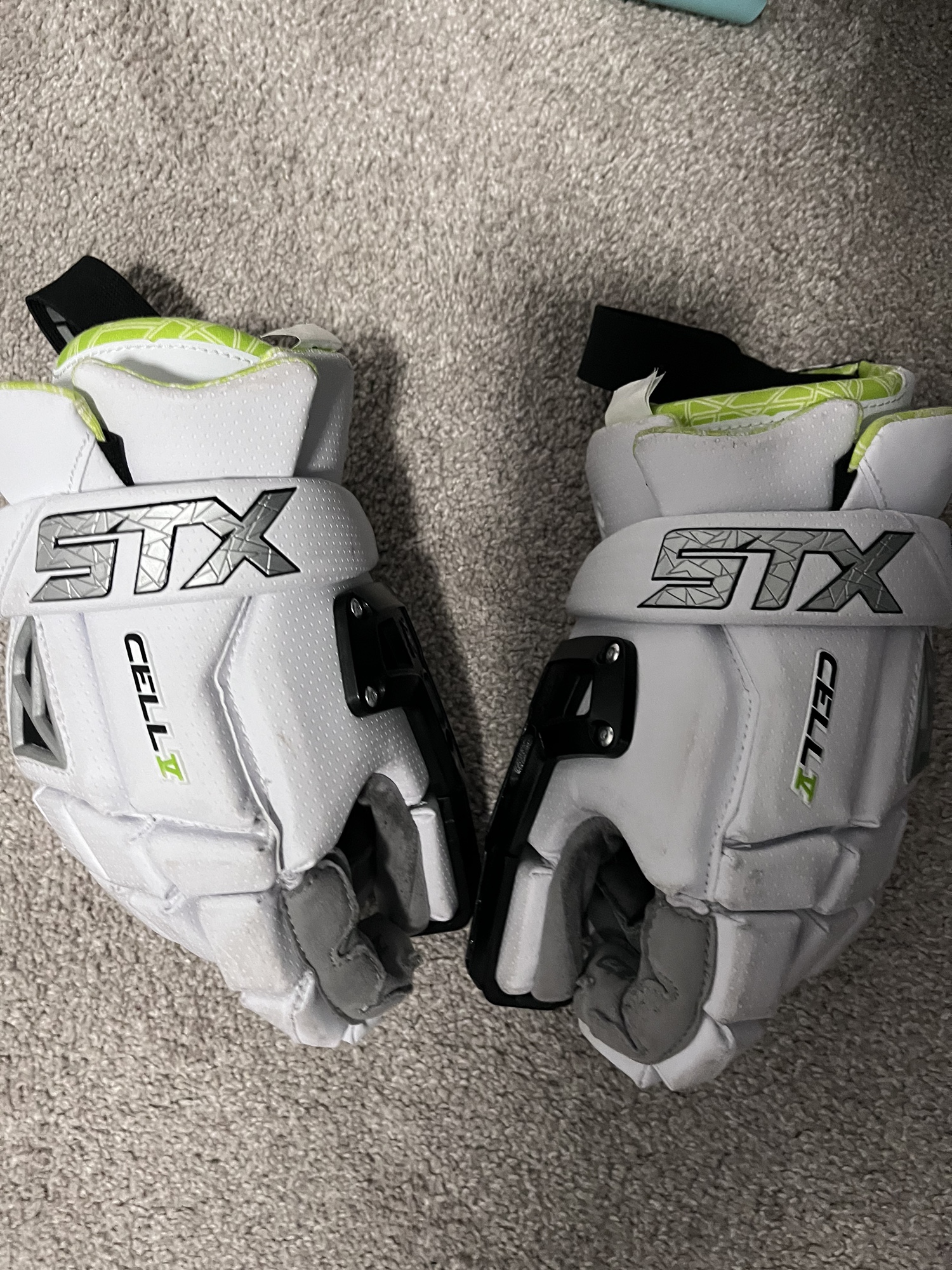 New Goalie STX large Cell V Lacrosse Gloves SidelineSwap