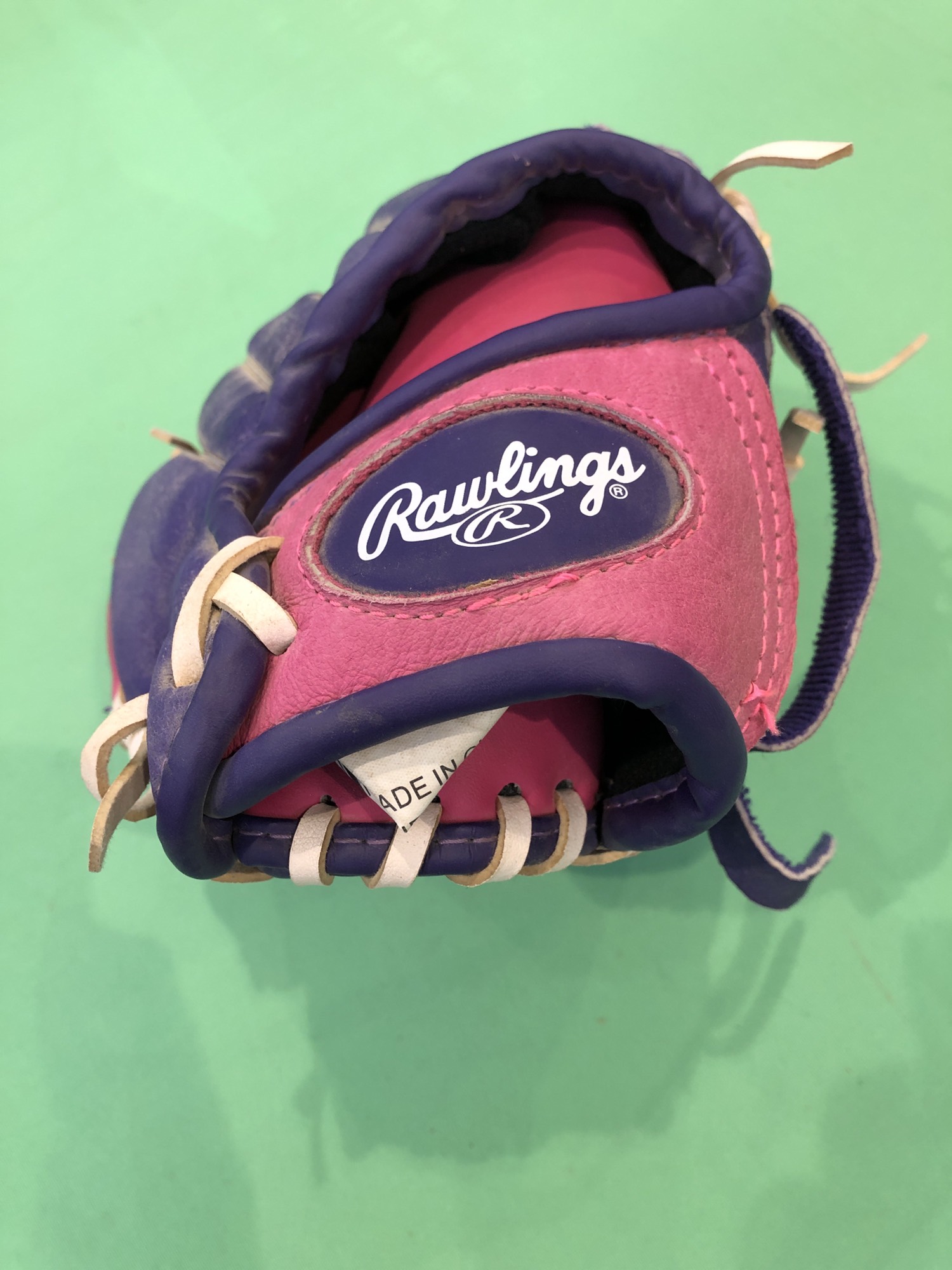 Used Rawlings Highlight Series RightHand Throw Infield Baseball Glove