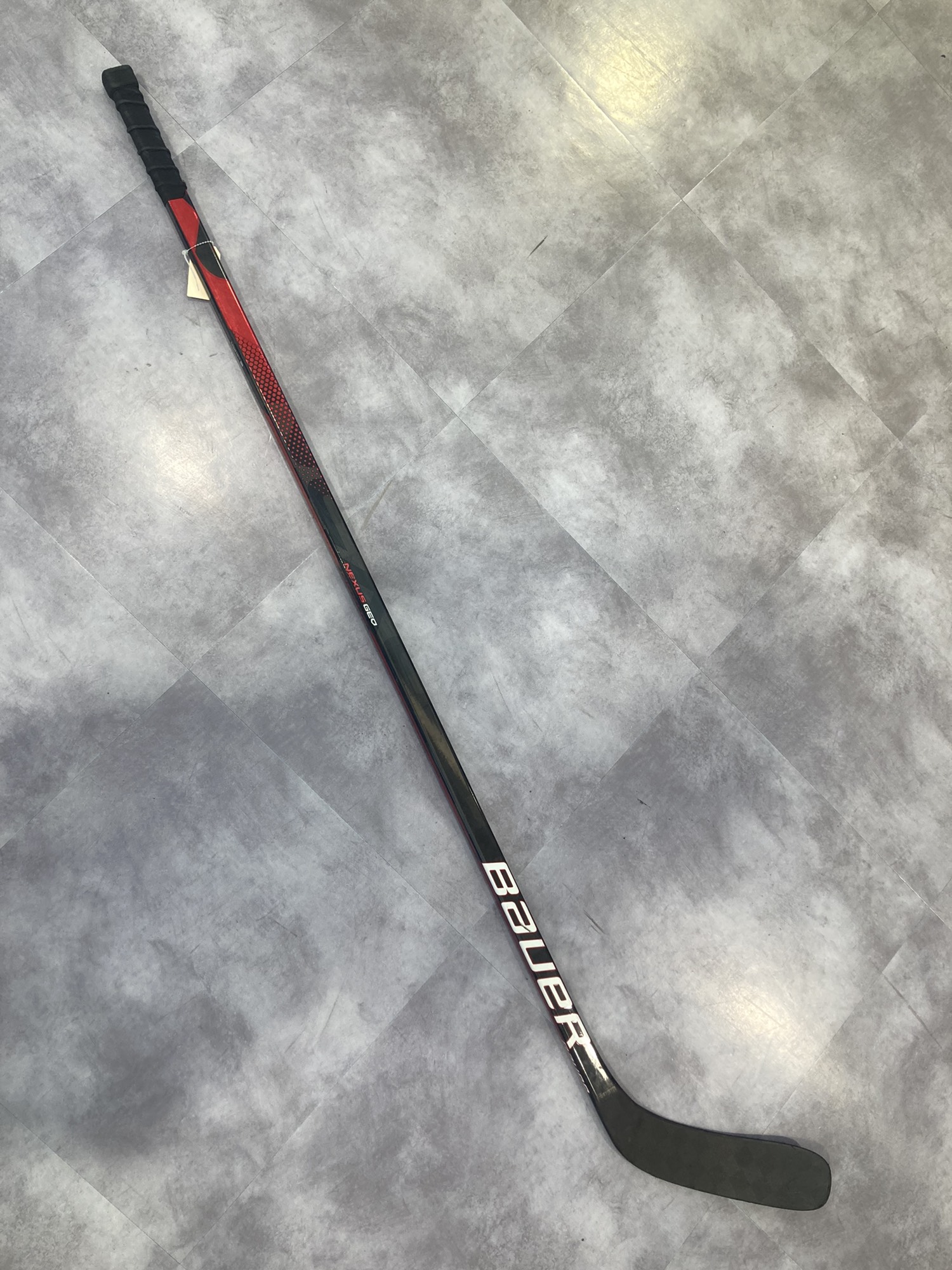 Used Senior Bauer Nexus Geo Left Hockey Stick P88 65 Flex SidelineSwap