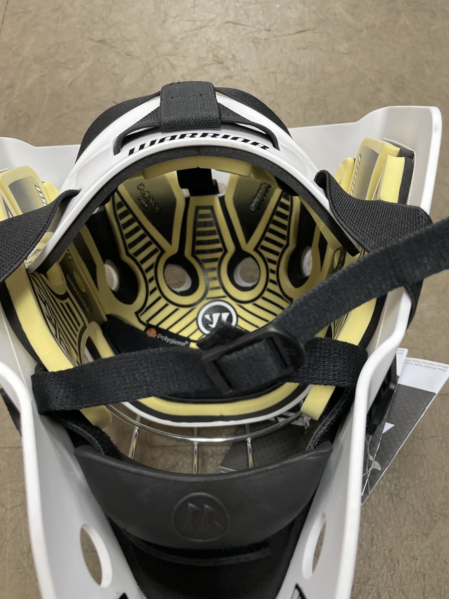 New Warrior Ritual F1 Goalie Mask SidelineSwap