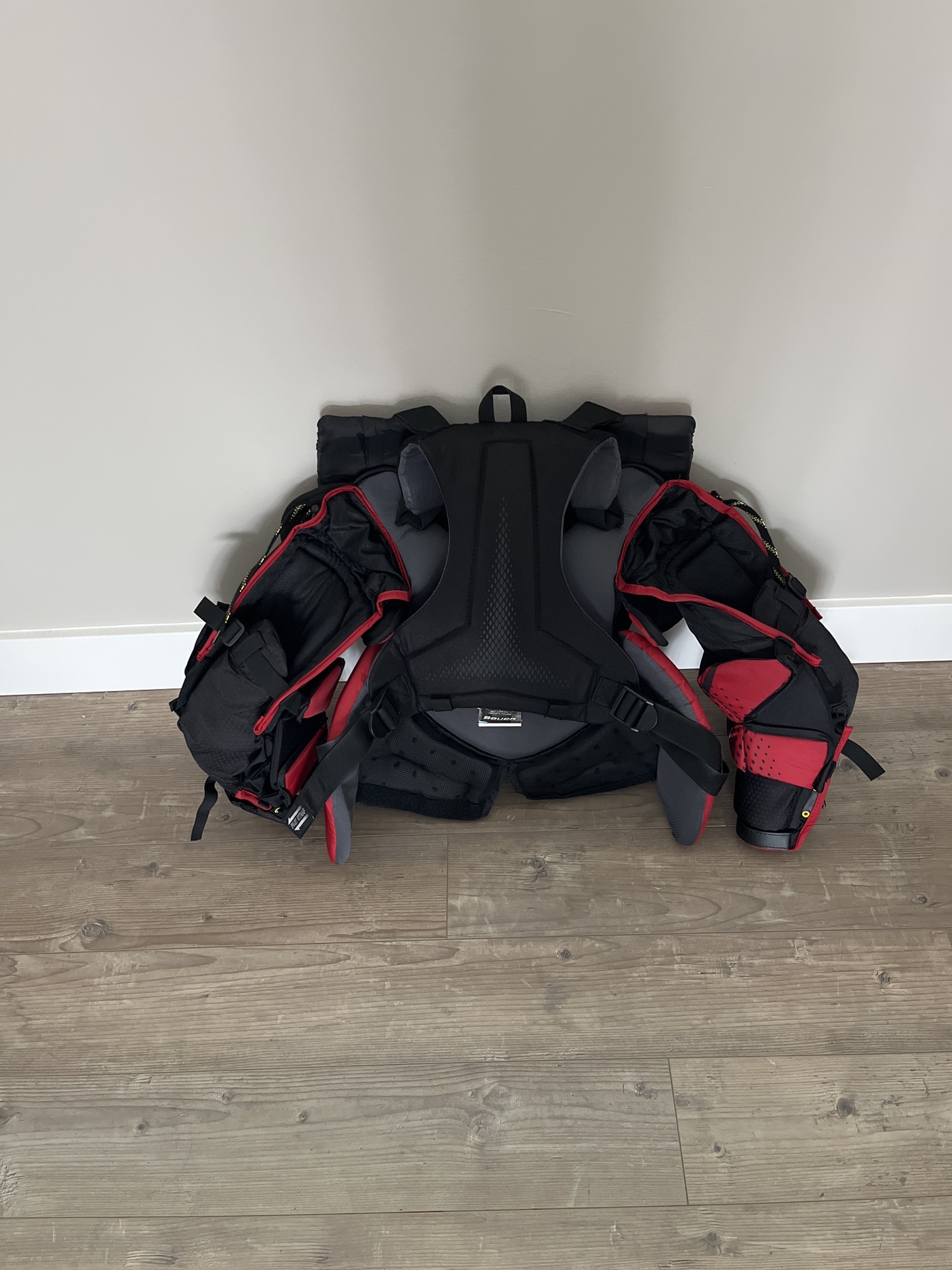 Used Large Bauer Vapor 2X Pro Goalie Chest Protector SidelineSwap