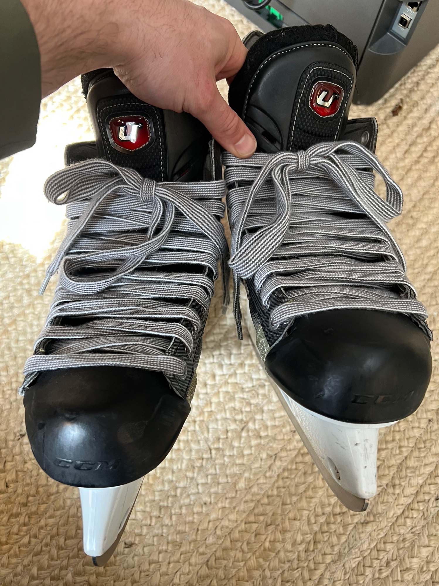 LIKE NEW CCM U+ Crazy Light Senior Ice Hockey Skates SidelineSwap