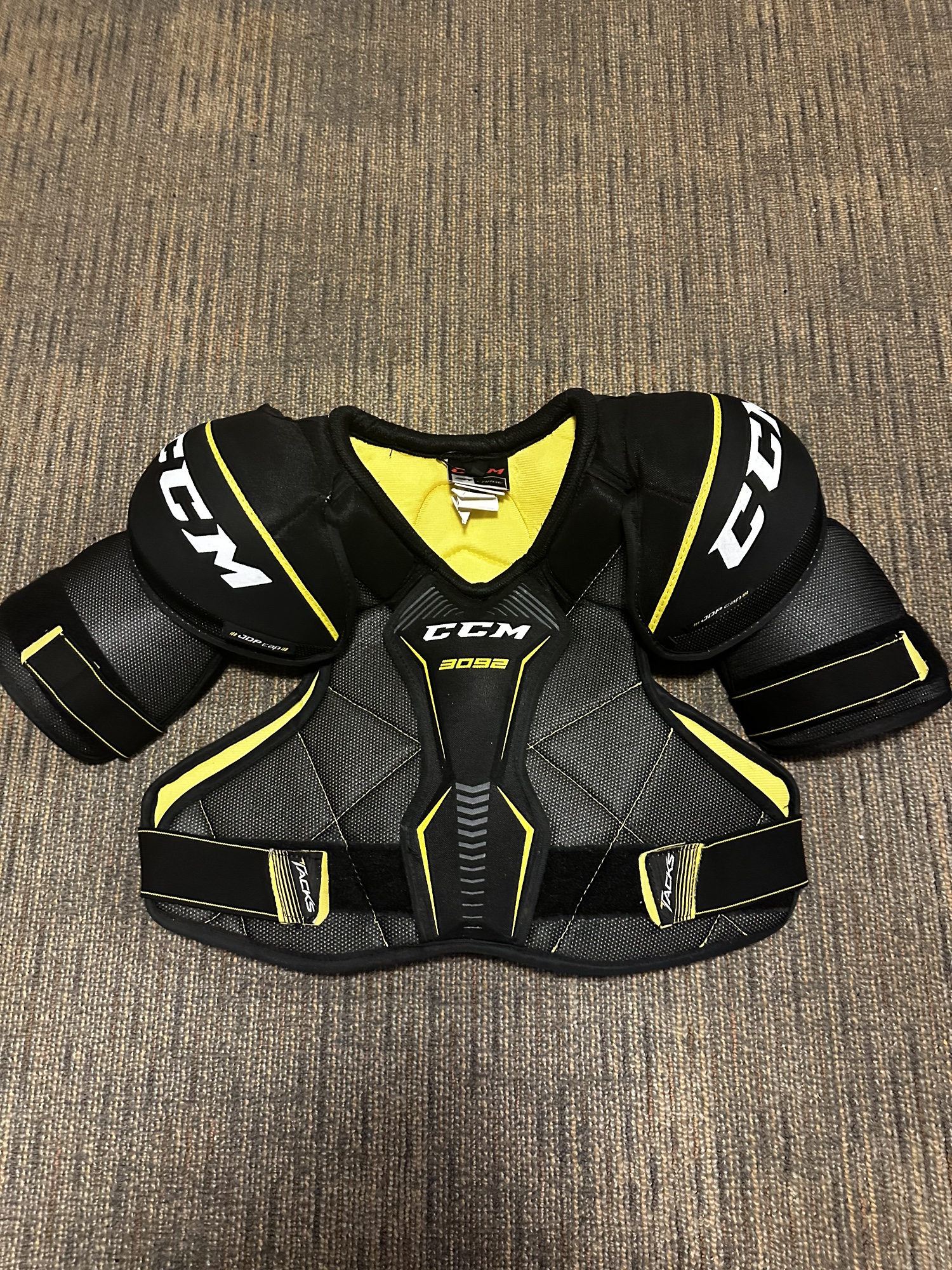 Used Large CCM Tacks 3092 Shoulder Pads SidelineSwap