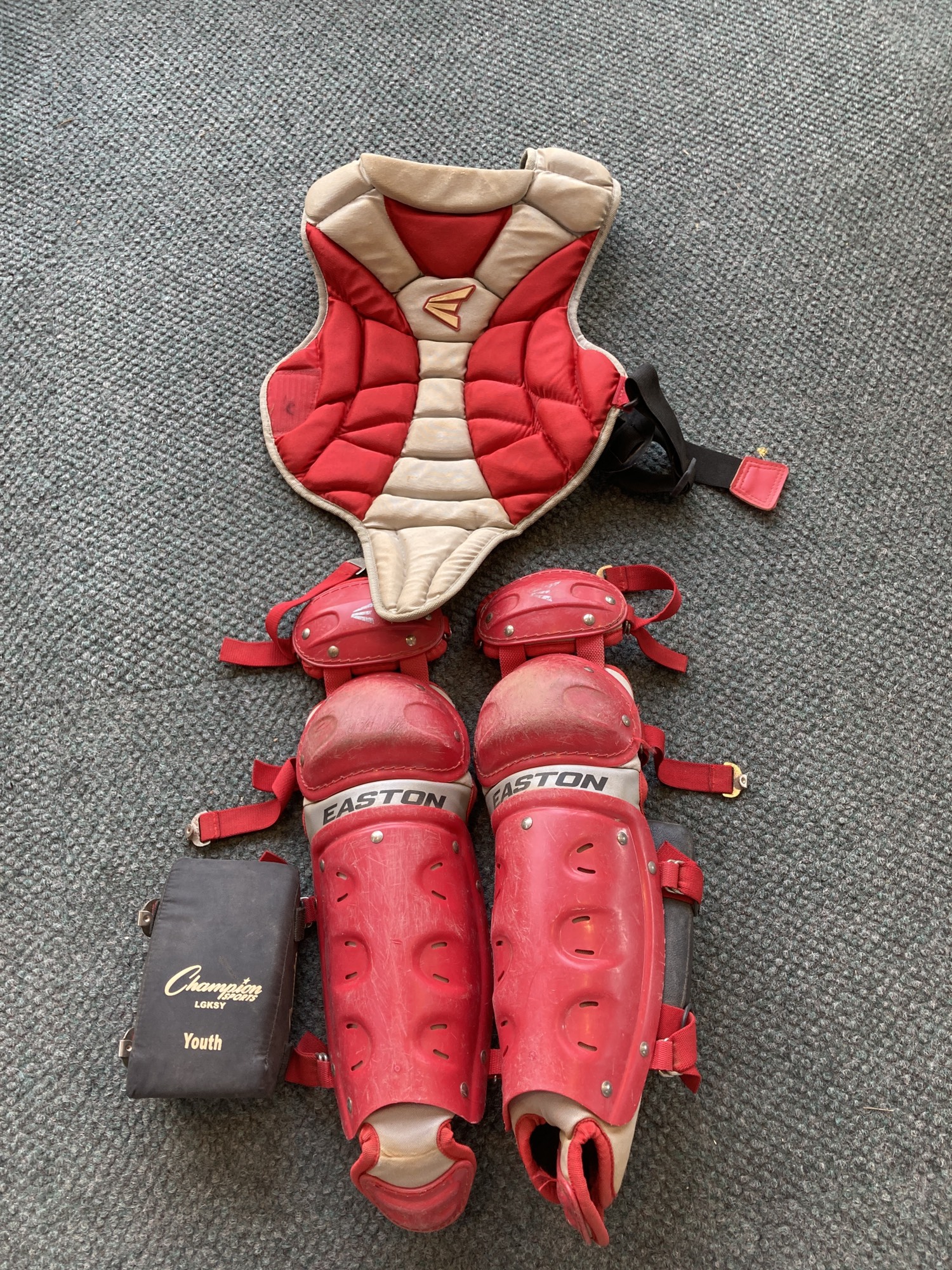 Used Youth Easton Catcher's Set (Chest Protector & Shin Guards