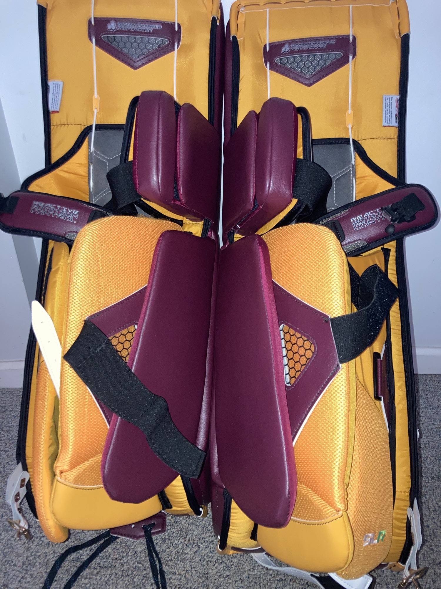 35" Vaughn Pro Stock Ventus SLR Pro Goalie Leg Pads SidelineSwap