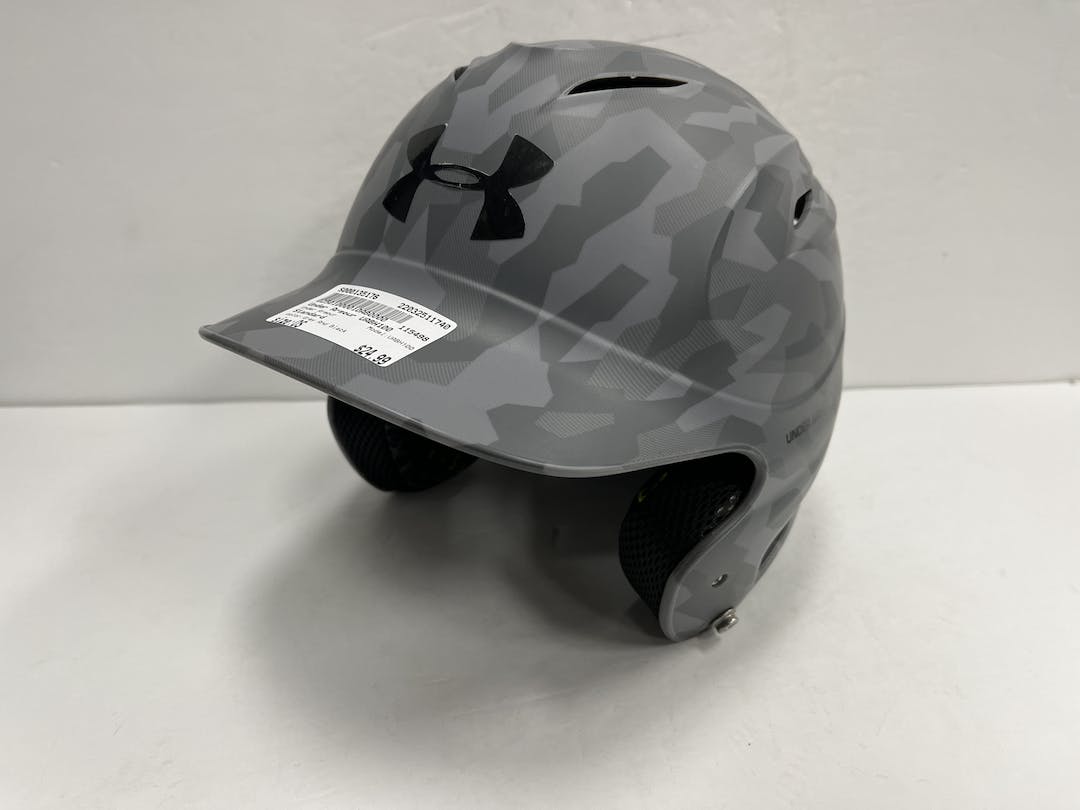 Used Under Armour Uabh100 One Size Standard Baseball & Softball Helmets