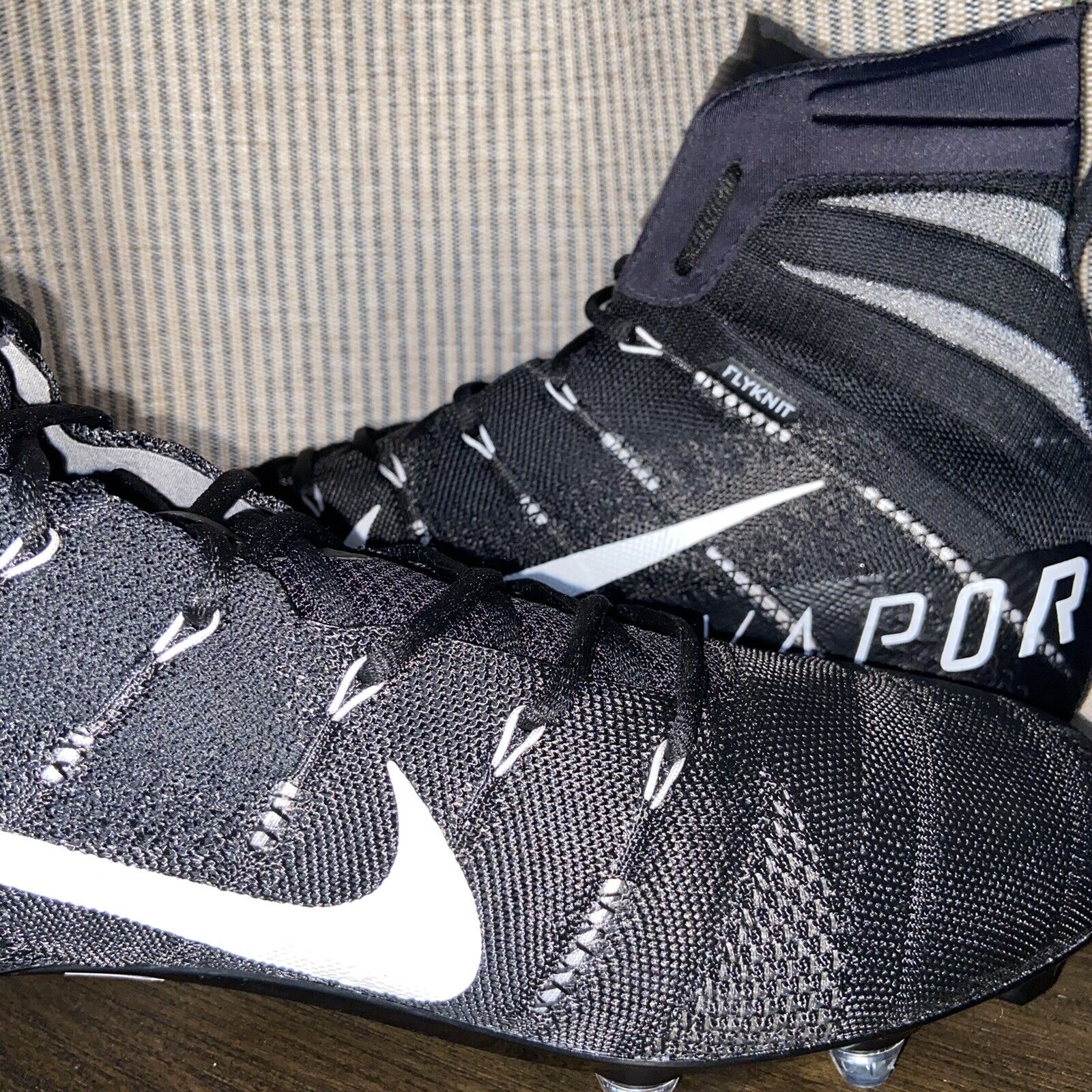 New Men's Size 16 Detachable Studs Football Cleats Nike Vapor