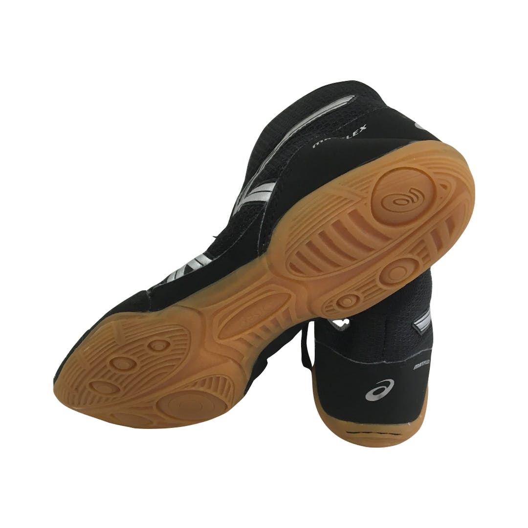 Used Asics Matflex Senior 7.5 Wrestling Shoes SidelineSwap