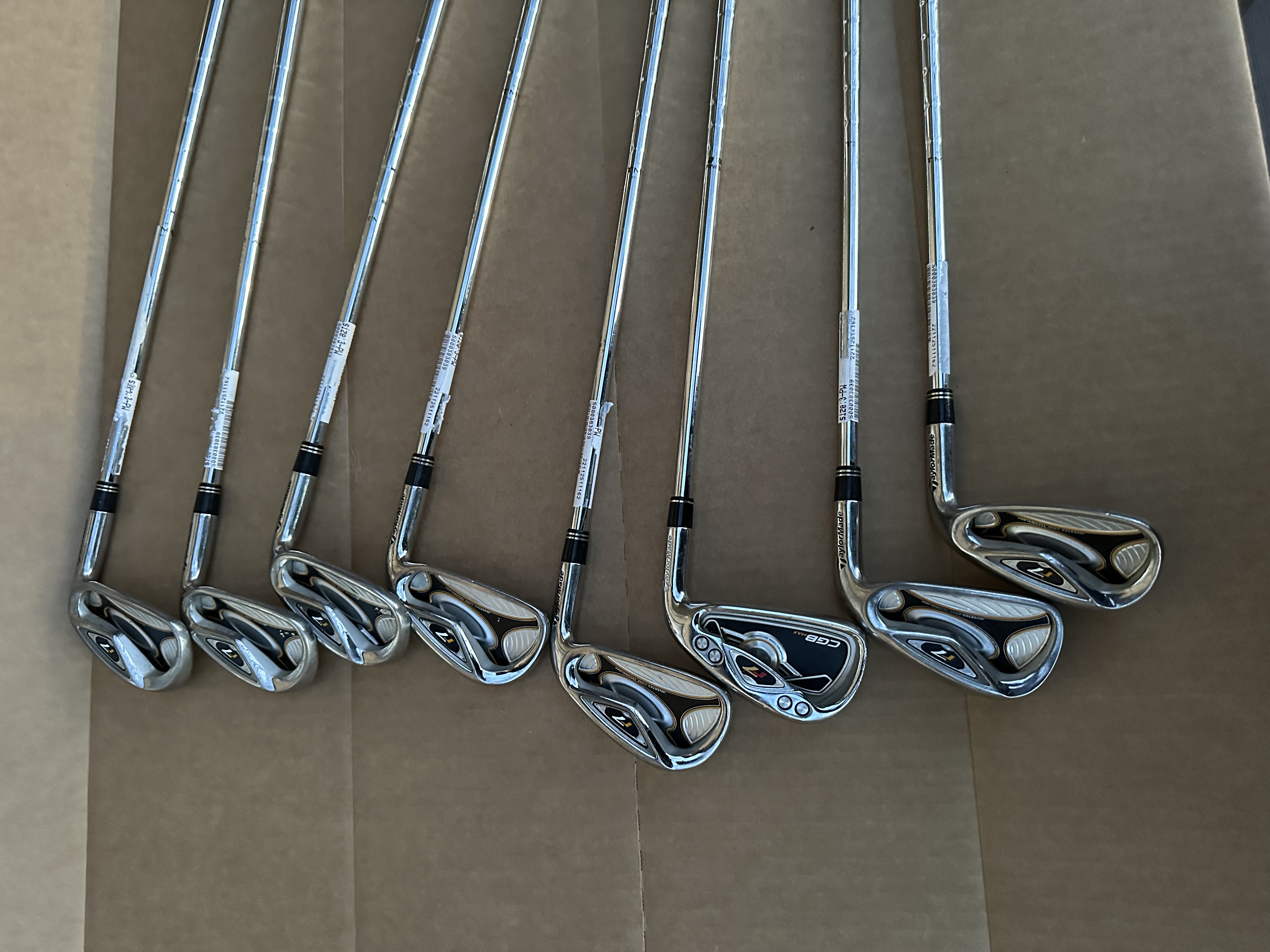 TaylorMade R7 Men's Complete Full Golf Set Stiff Flex Set