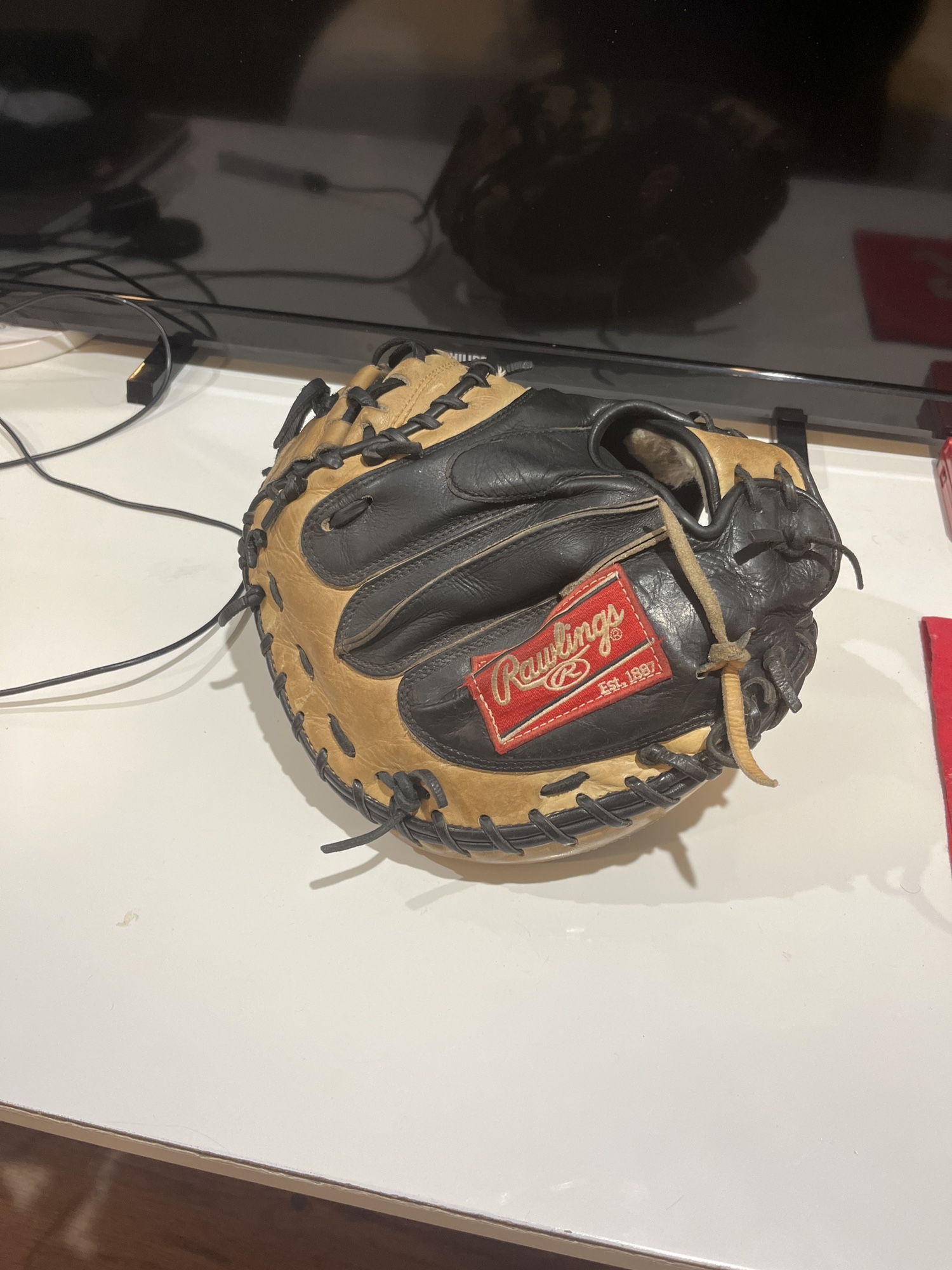 Catcher's 32.5" Pro Preferred Baseball Glove SidelineSwap