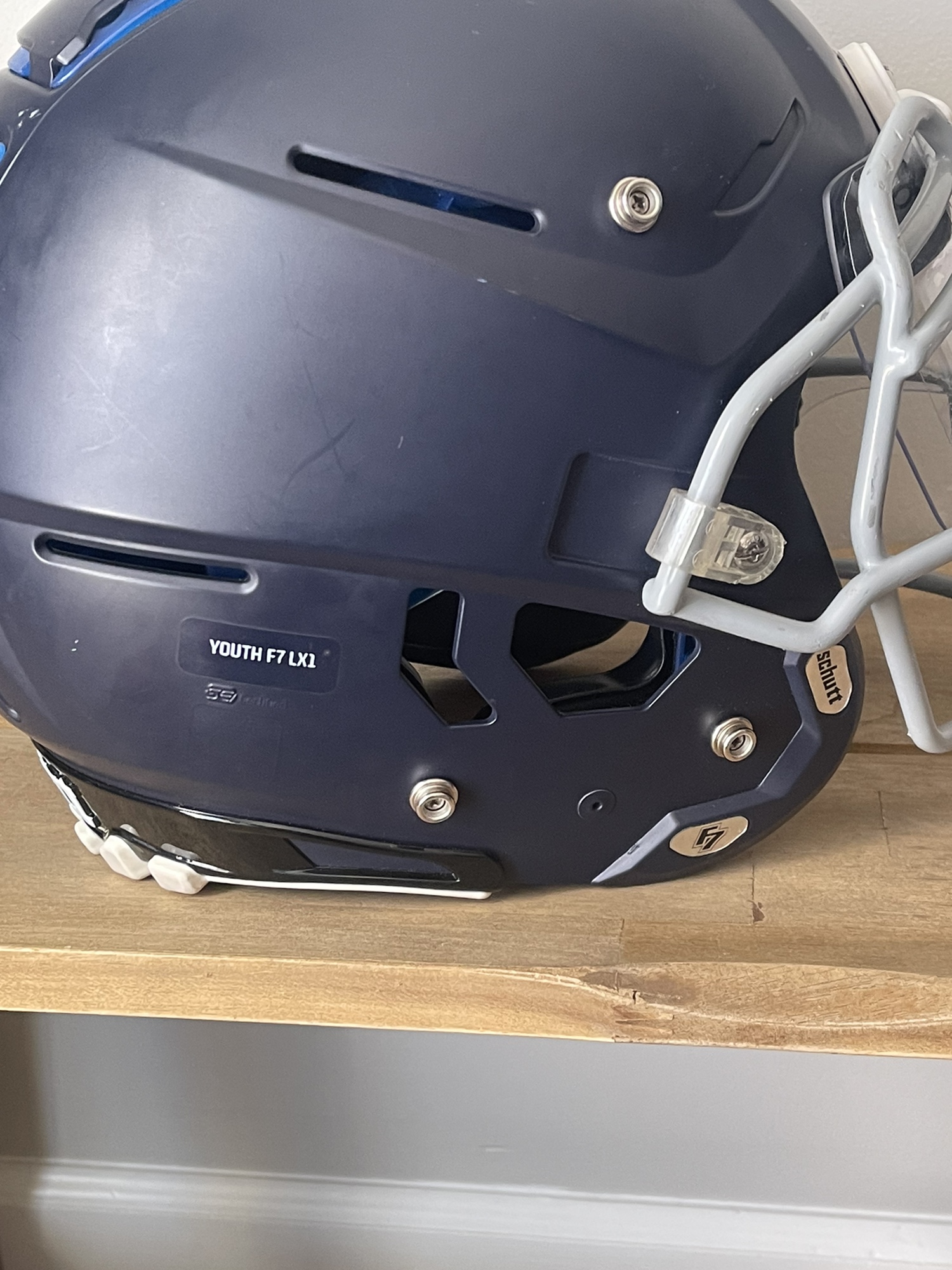 Used Extra Large Schutt F7 Helmet Cones With Visor And Chin Strap