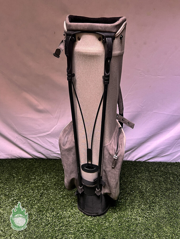Very Nice Stitch Golf SL1 Gray Golf Stand Bag SidelineSwap