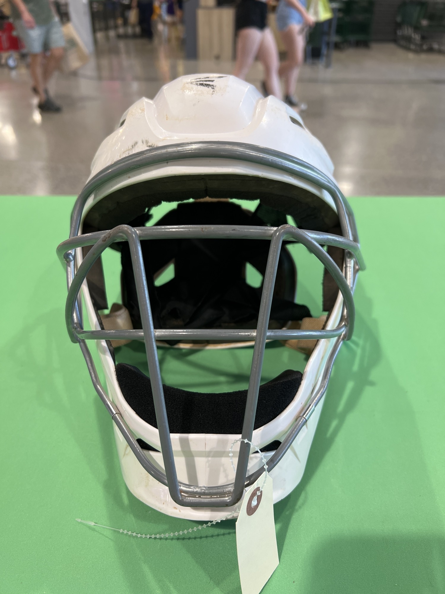 Easton Catcher's Mask SidelineSwap