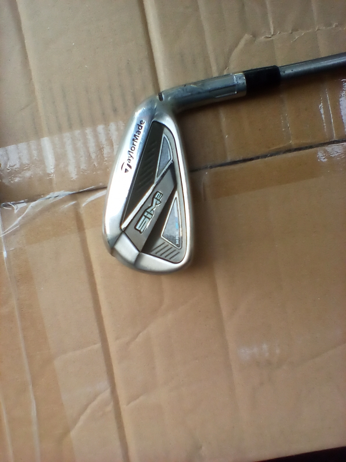 Used Men's TaylorMade Right Handed SIM2 MAX Iron Set 69,PW,AW Regular