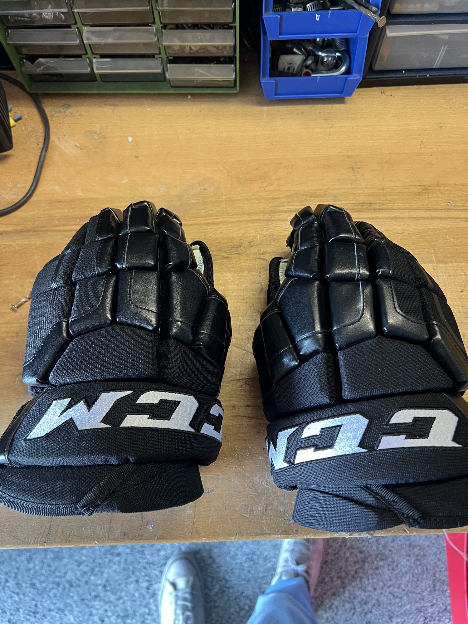 CCM 13" Pro Stock HG40 Gloves SidelineSwap