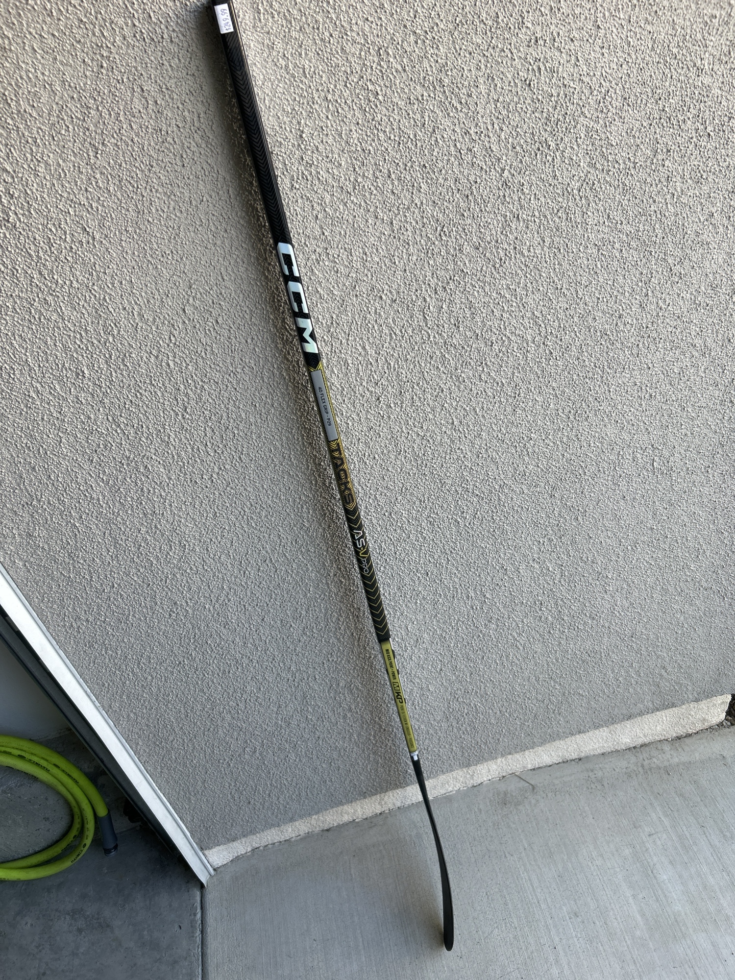 CCM Tacks ASVPro 40 flex P29 curve left hand stick SidelineSwap