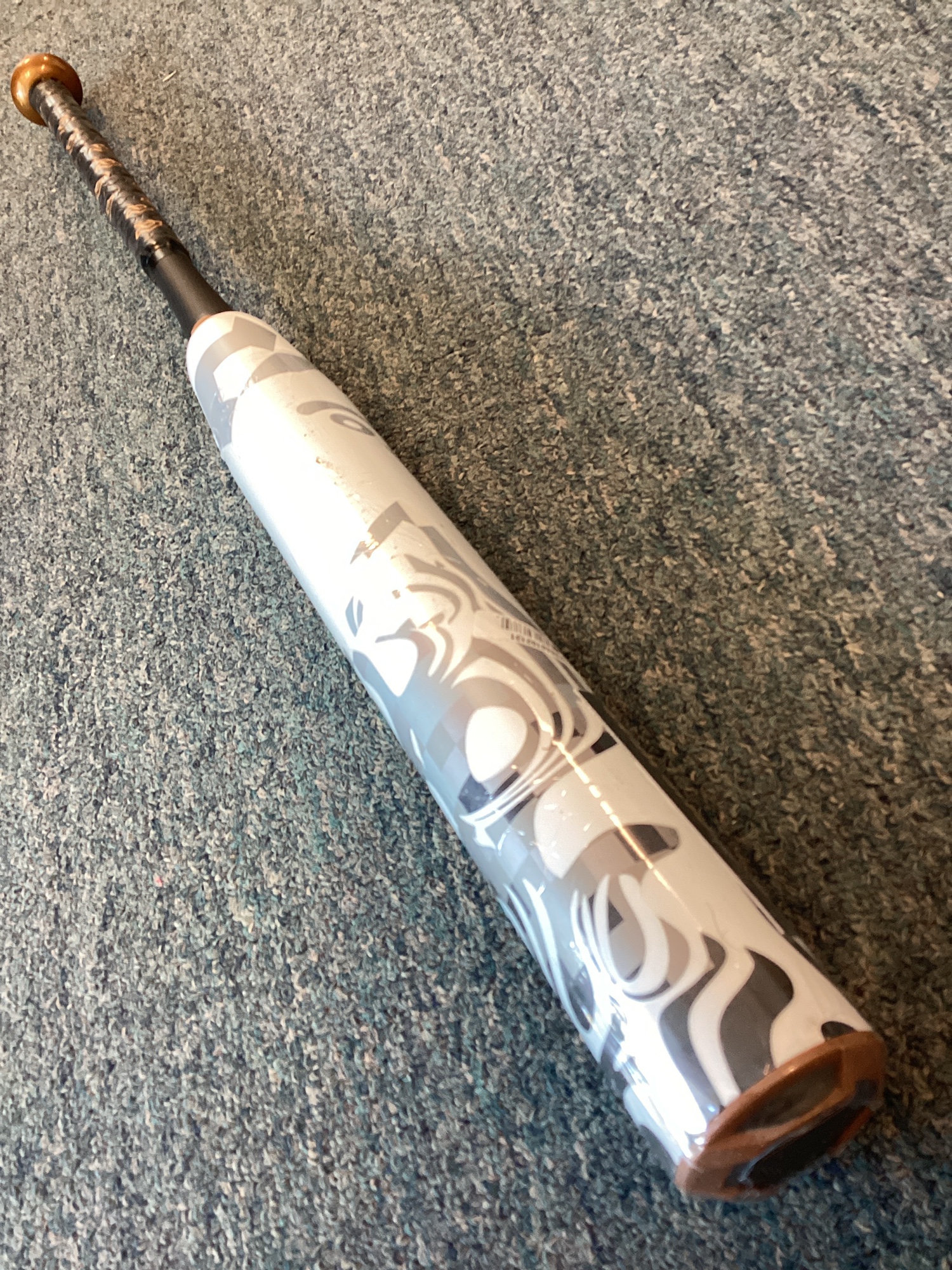 2023 DeMarini Whisper (10) 21oz 31" Fastpitch Softball Bat SidelineSwap